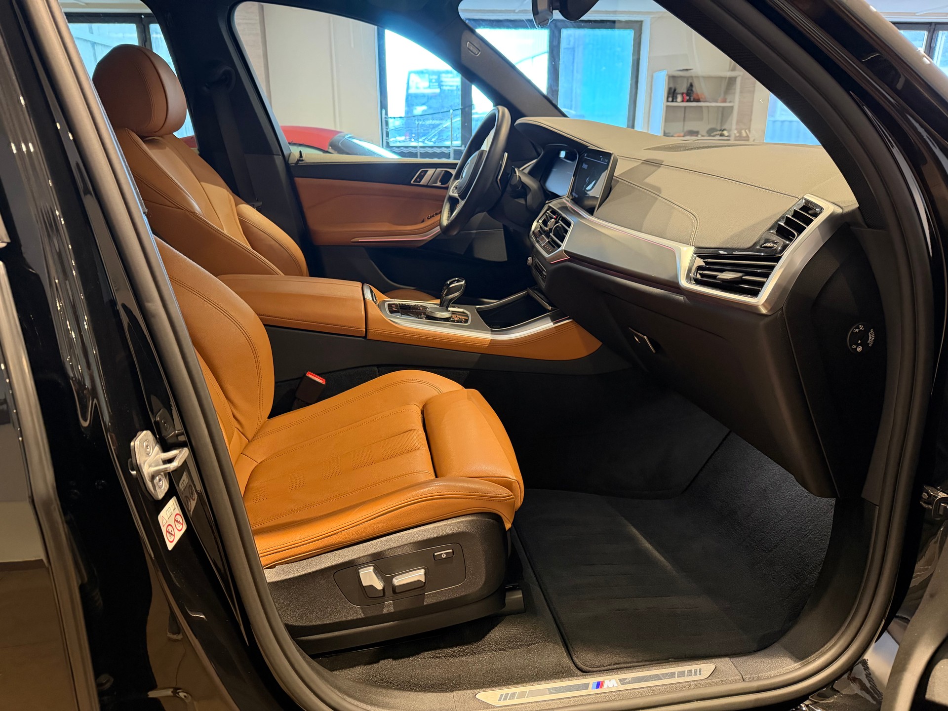 BMW X5 40d xDrive SAG-image-6