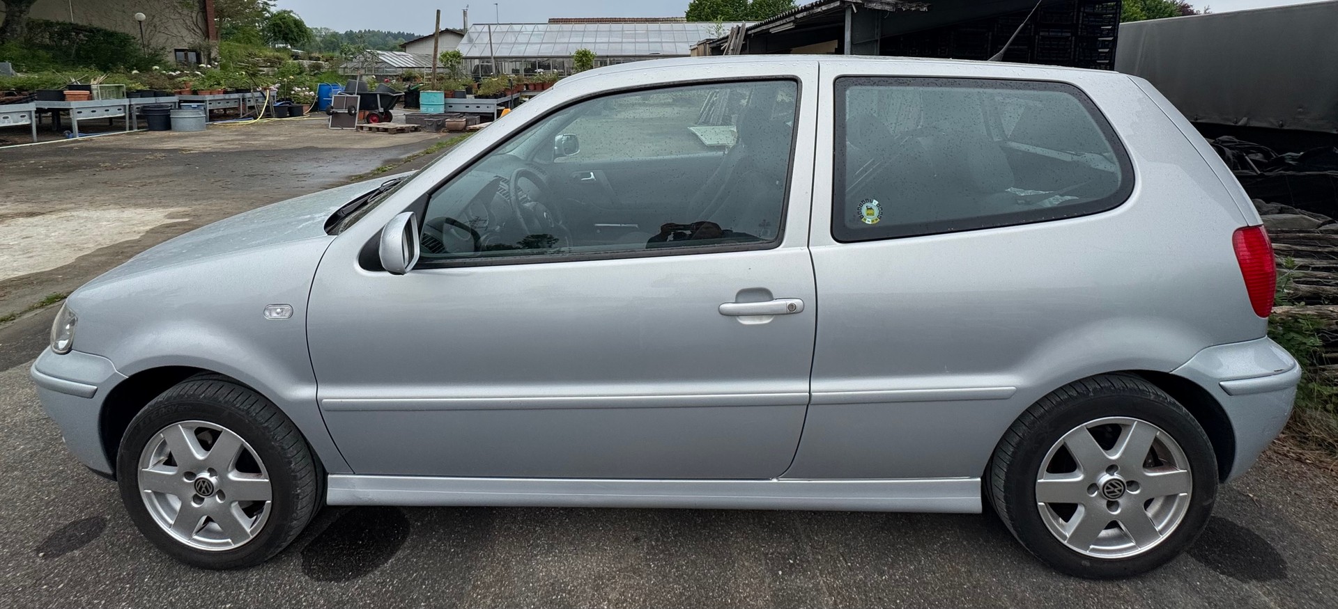 VW Polo 75 Comfortline-showroom-element-1