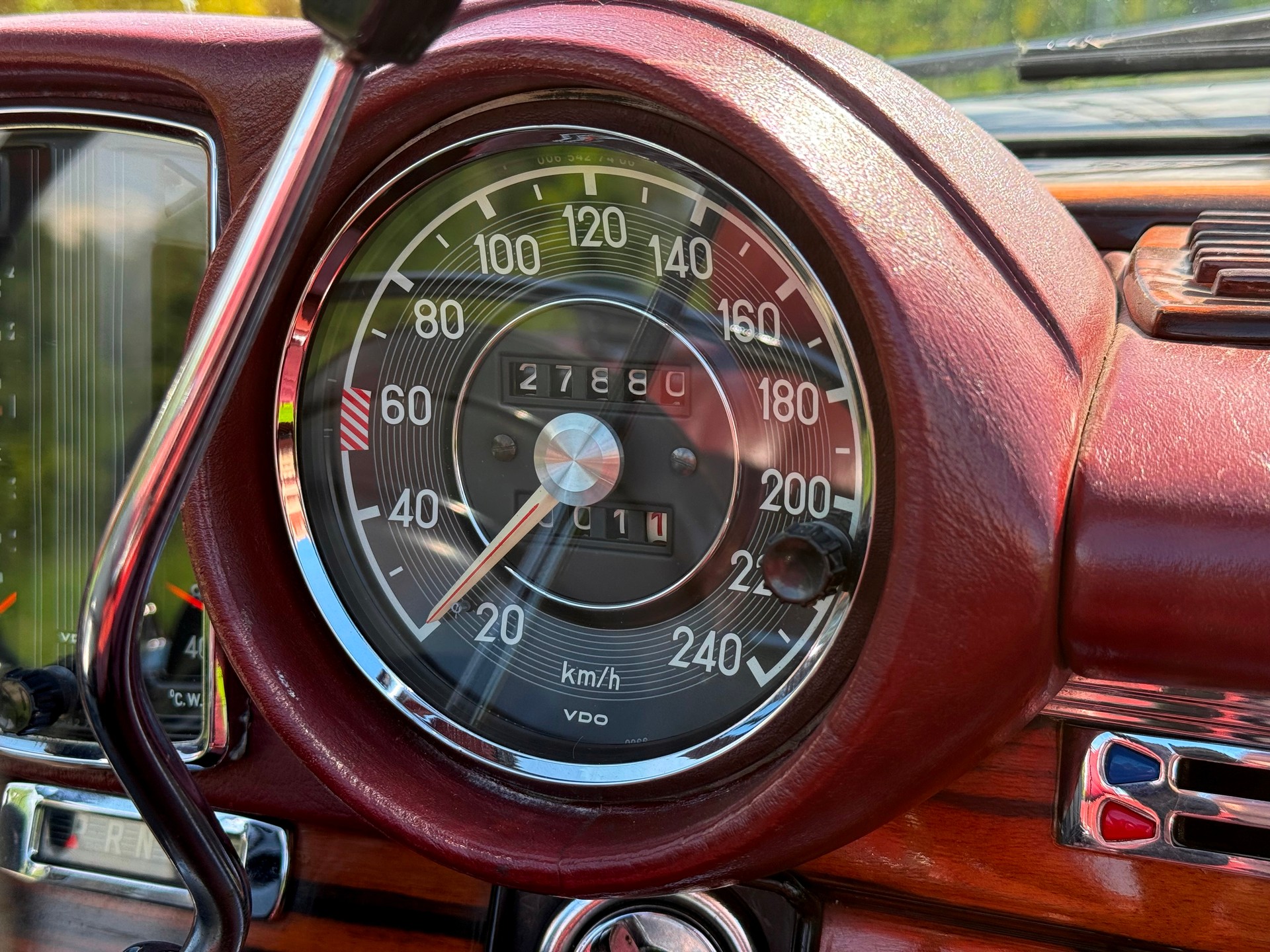 MERCEDES-BENZ 280 SE 3.5 Cabriolet-image-14