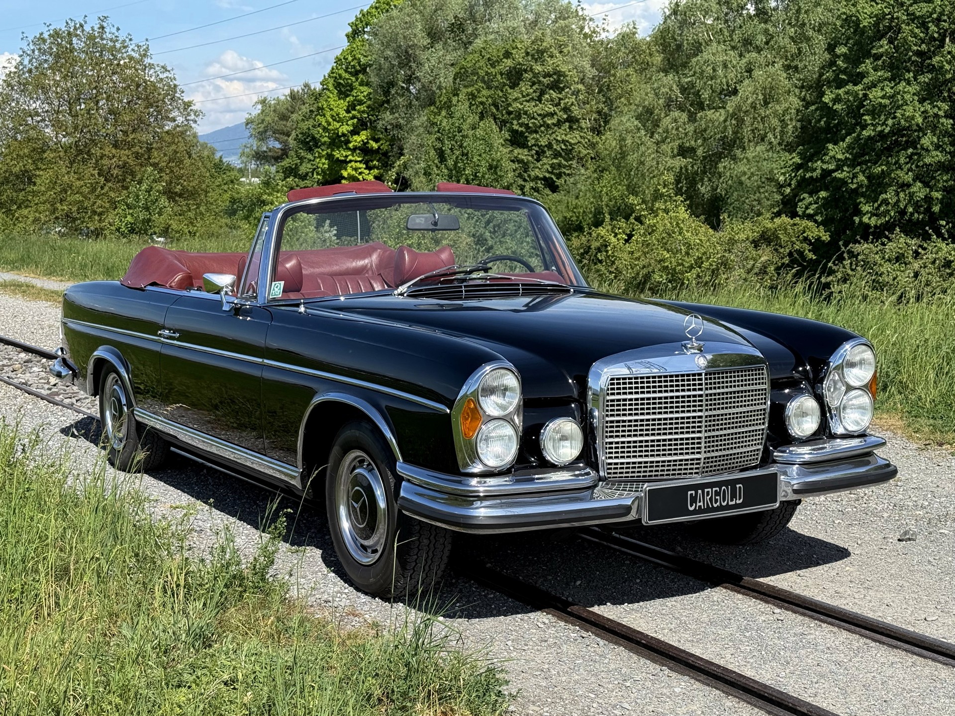 MERCEDES-BENZ 280 SE 3.5 Cabriolet-image-9