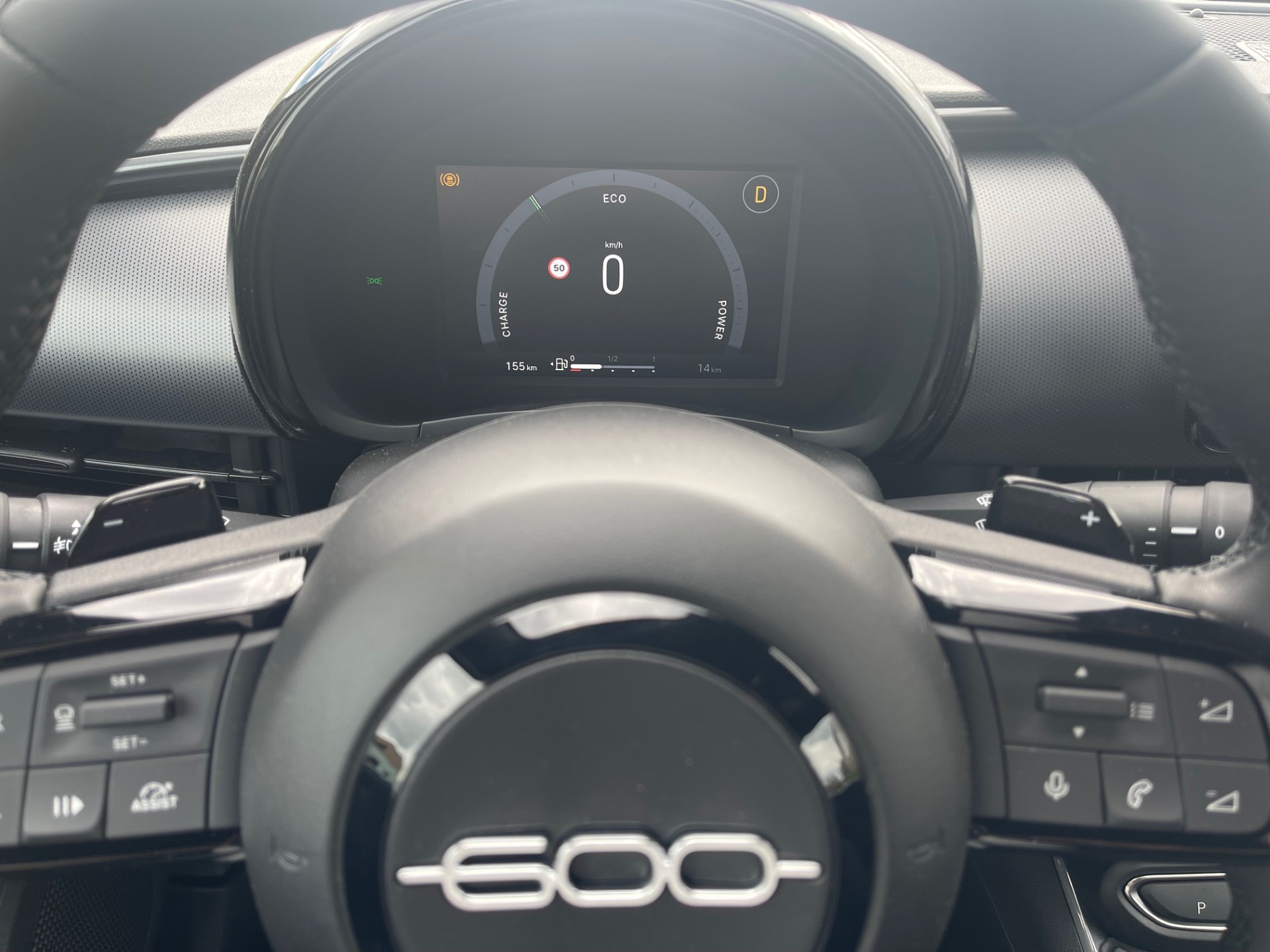 FIAT 600 1.2 Hybrid 145 Sport-image-12