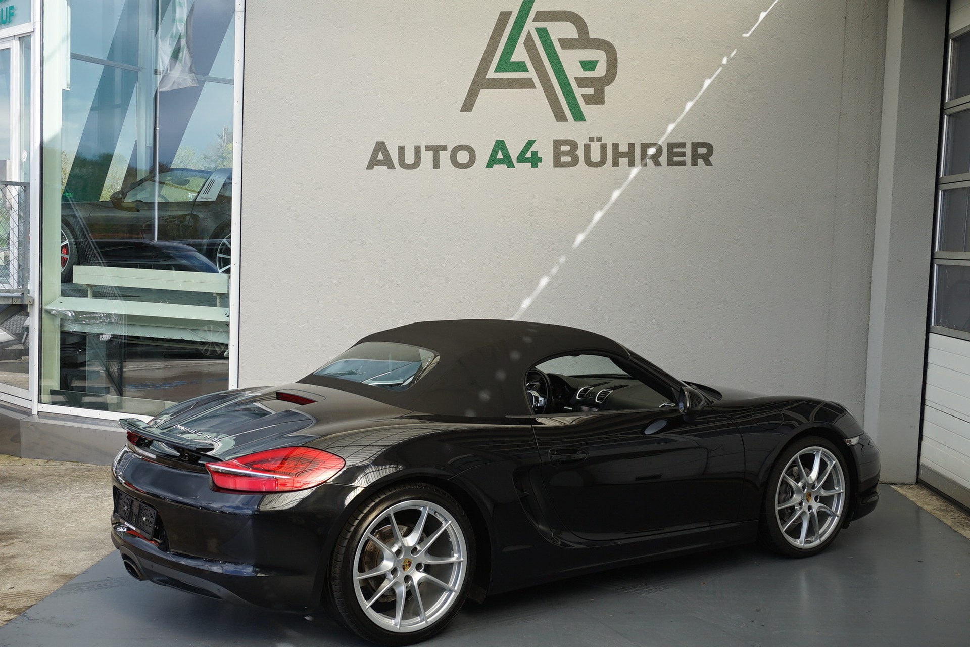 PORSCHE Boxster 2.7 Black Edition Roadster 265PS mit 6-Zylindermotor!!-image-11