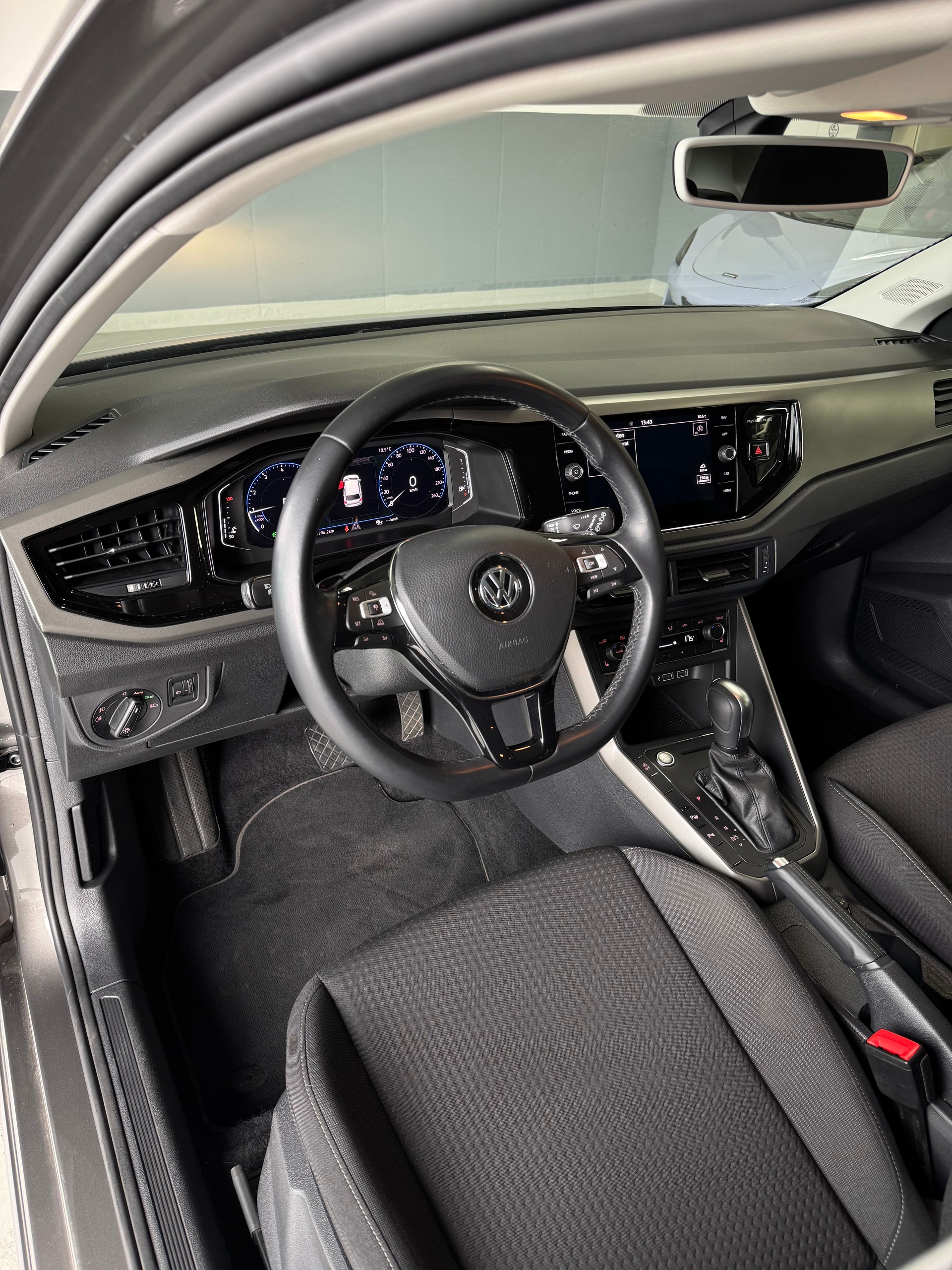 VW Polo 1.0 TSI BMT Comfortline DSG-image-7