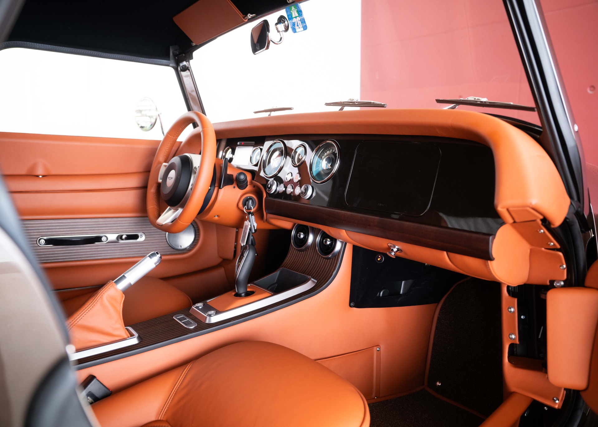 MORGAN Supersport 3.0 Bespoke (Swiss new car, special custom paint, full options, 42-month factory warranty)-image-18