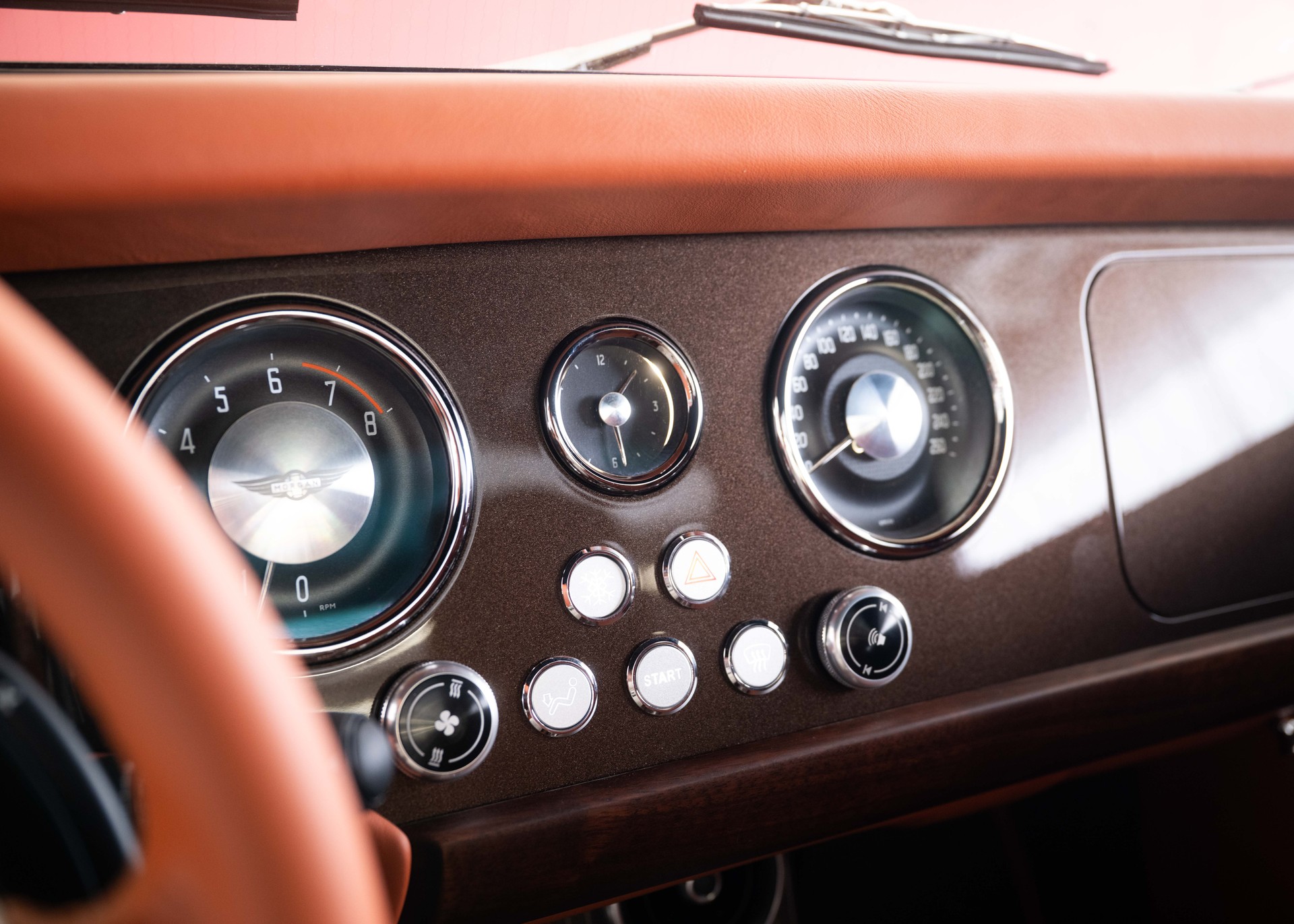MORGAN Supersport 3.0 Bespoke (Swiss new car, special custom paint, full options, 42-month factory warranty)-image-29