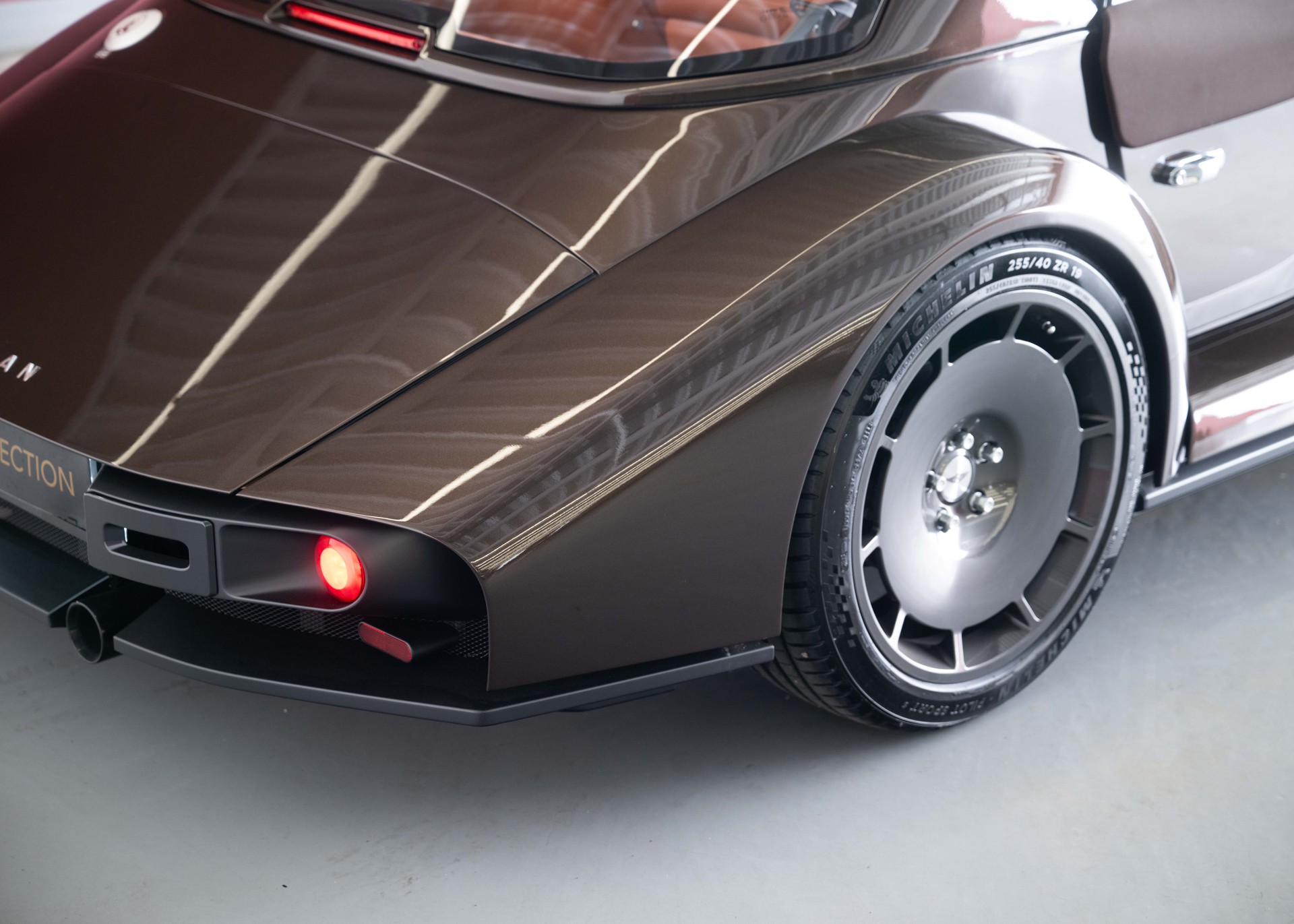 MORGAN Supersport 3.0 Bespoke (Swiss new car, special custom paint, full options, 42-month factory warranty)-image-14