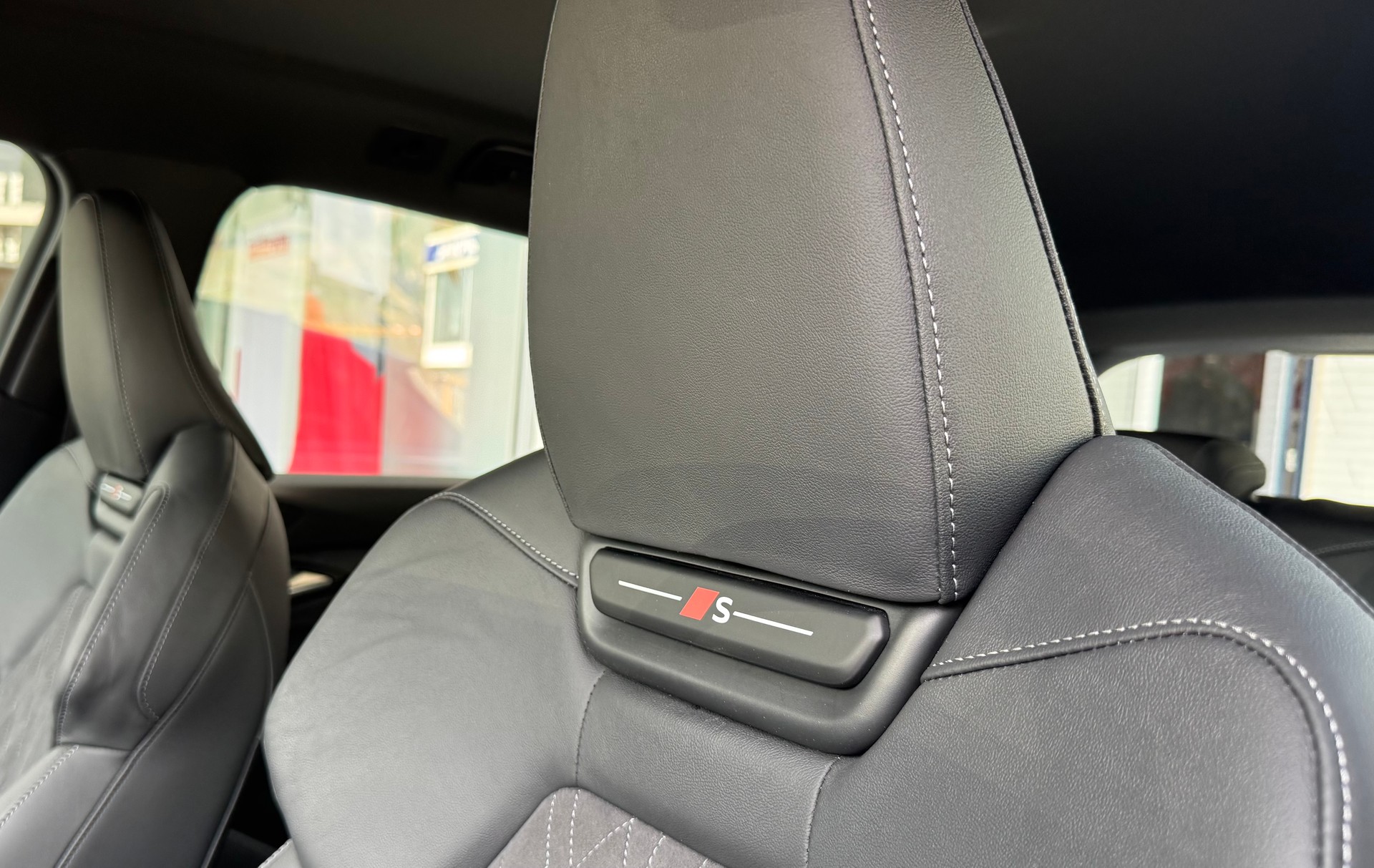 AUDI SQ6 e-tron quattro-image-8