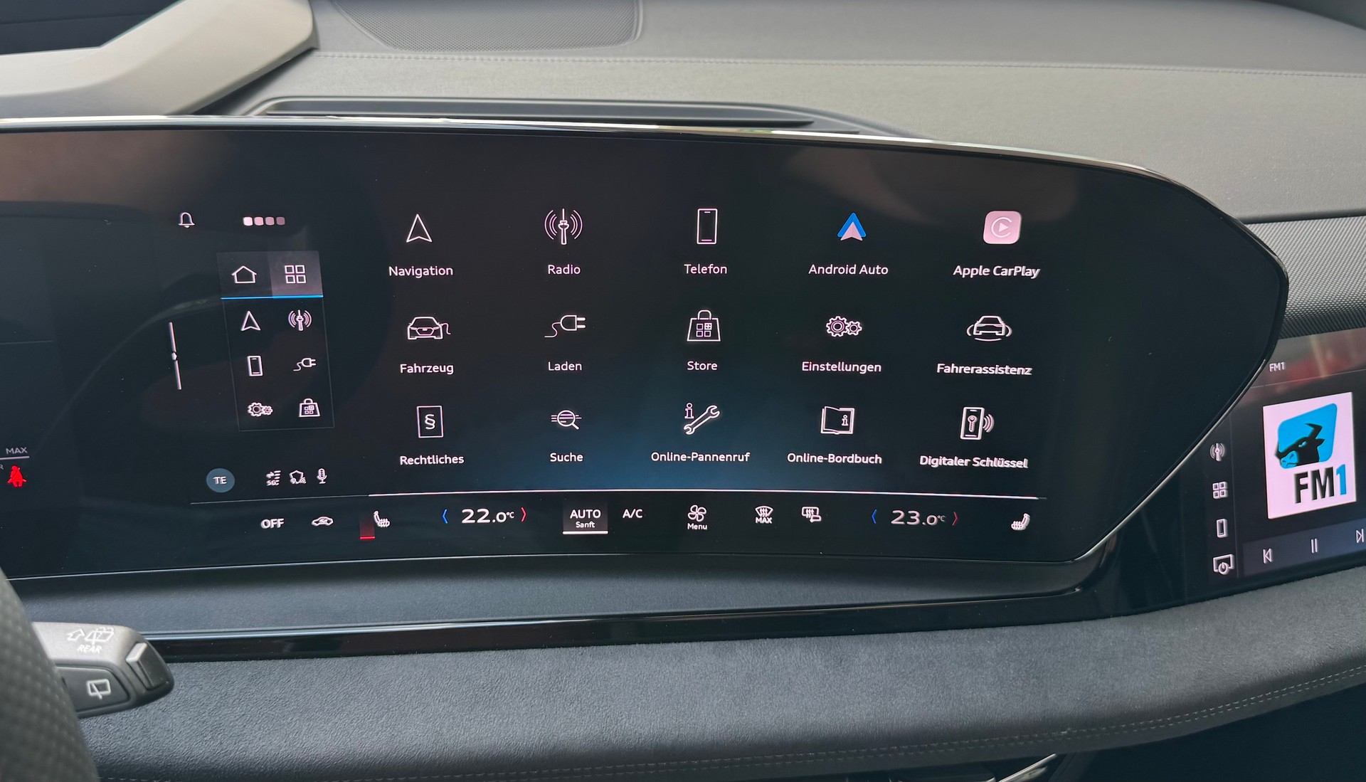 AUDI SQ6 e-tron quattro-image-18
