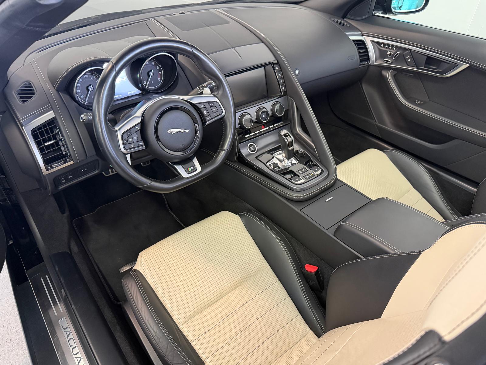 JAGUAR F-Type Convertible 5.0 V8 S/C R AWD Automatik-image-25