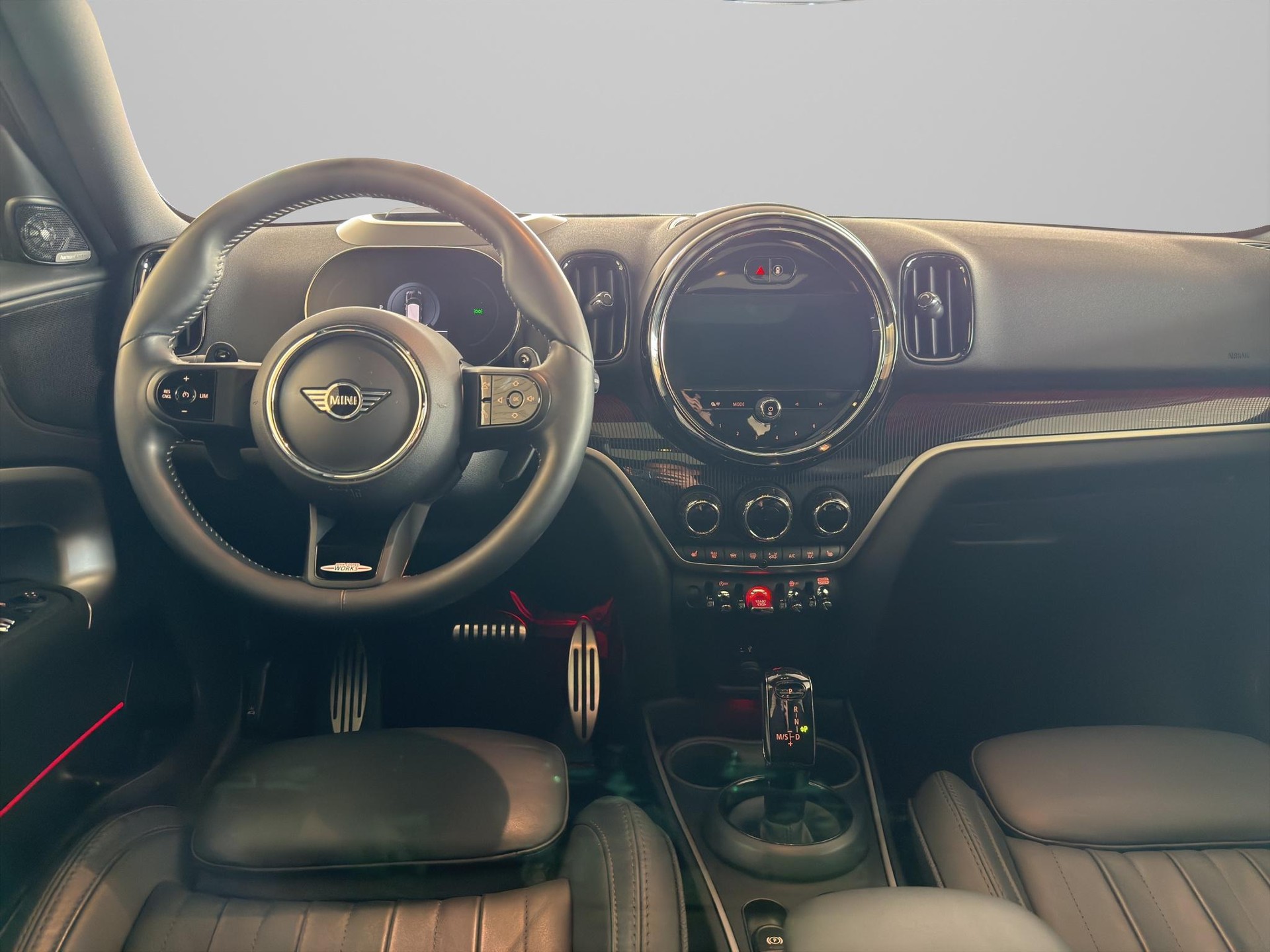 MINI Countryman F60 2.0i John Cooper Works ALL4-image-12