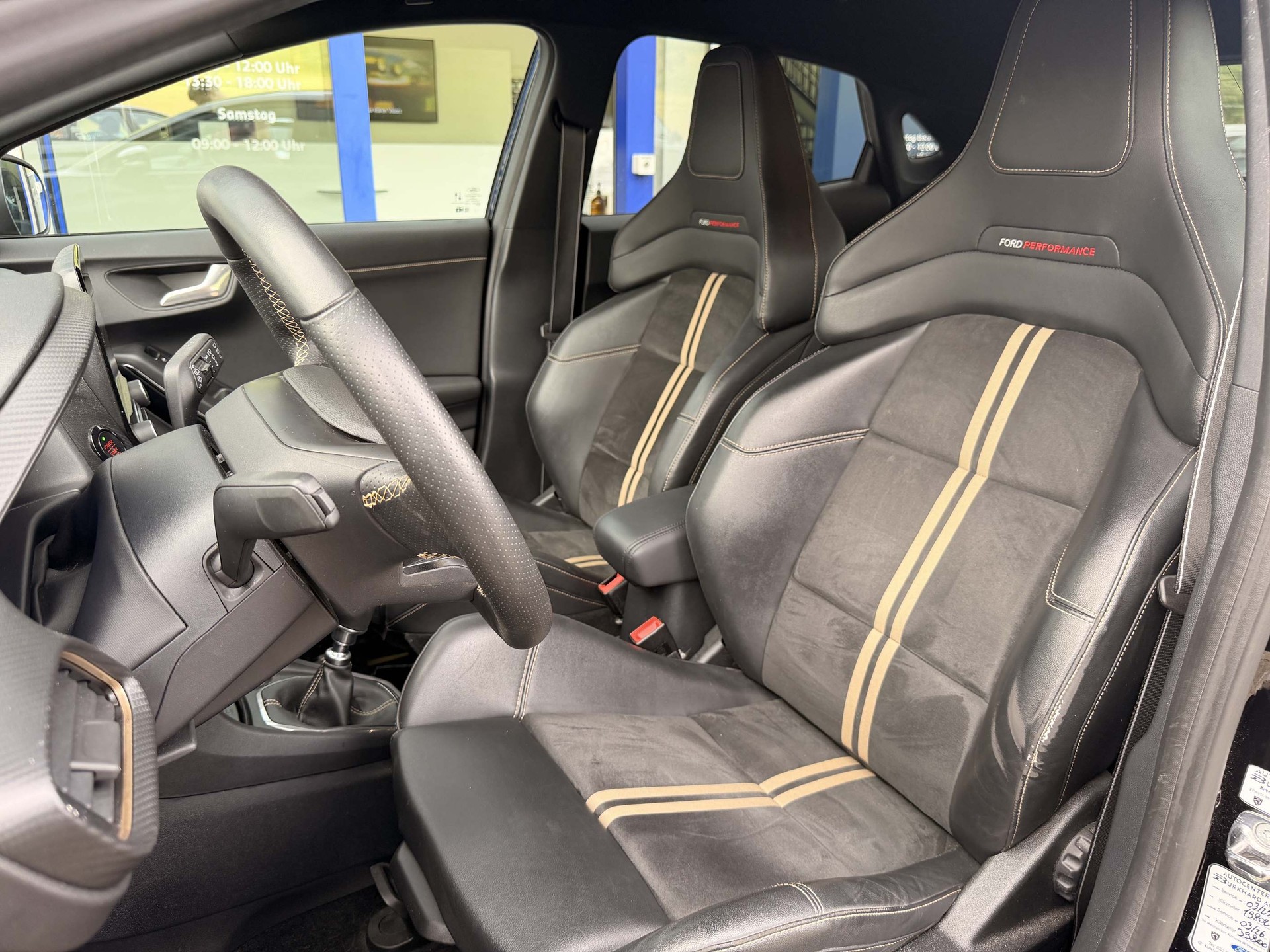 FORD Puma 1.5 EcoB ST Gold Edition-image-12