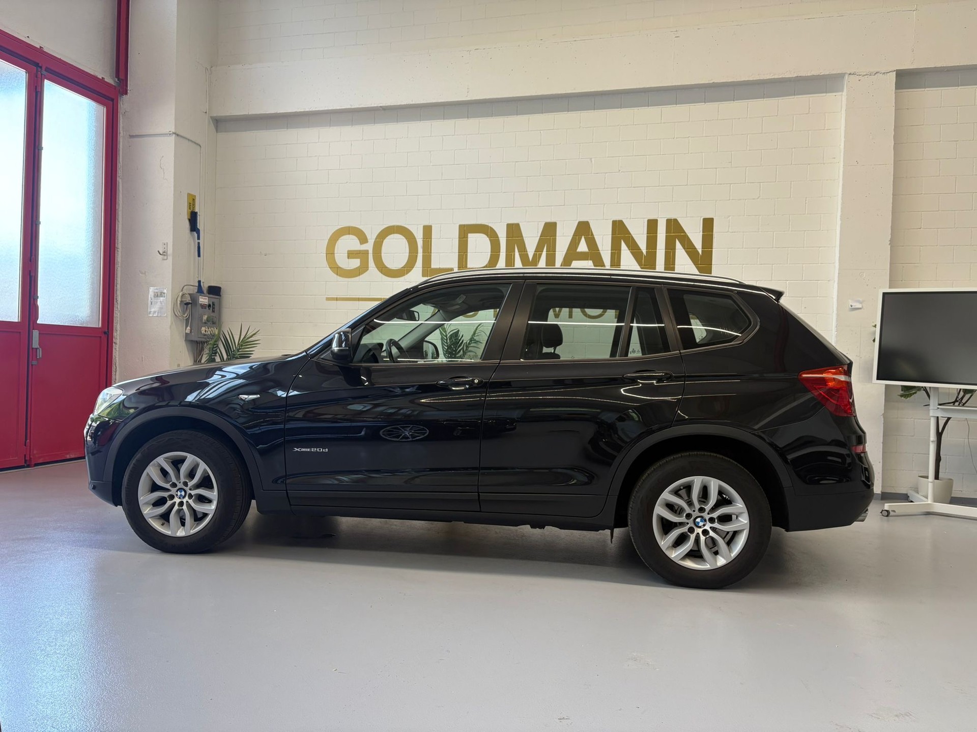 BMW X3 xDrive 20d Steptronic-showroom-element-1