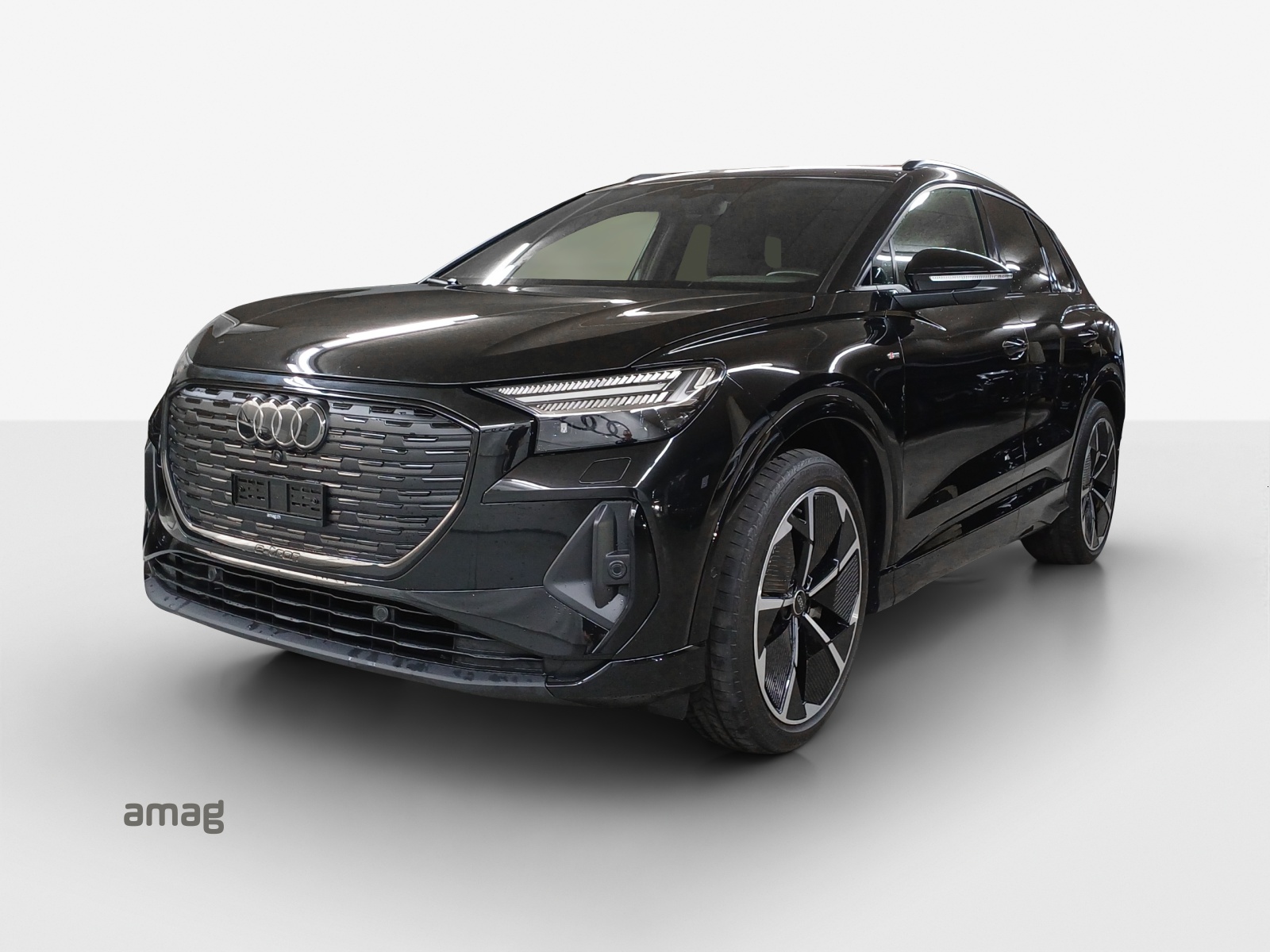 AUDI Q4 e-tron 50 quattro
