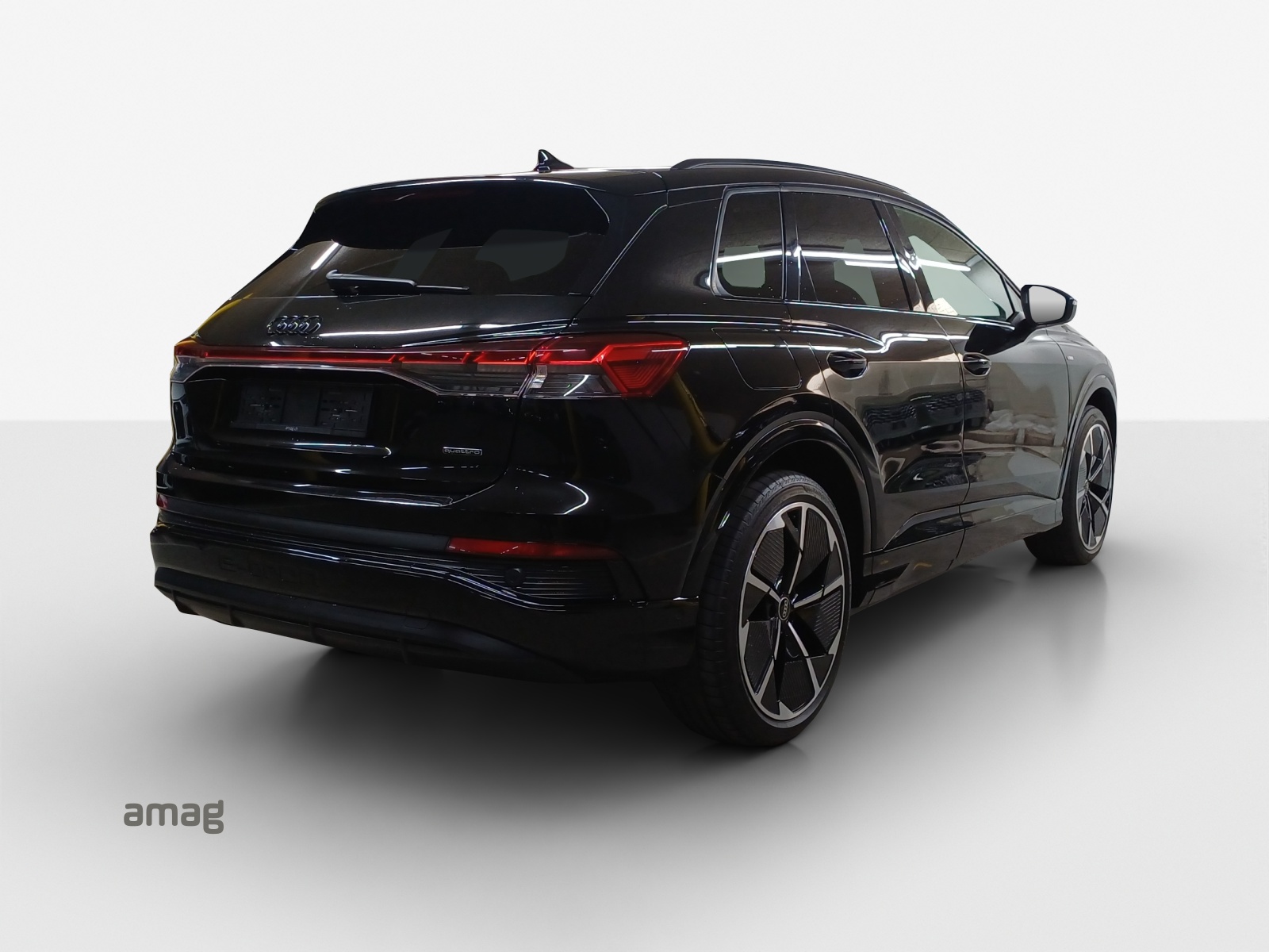 AUDI Q4 e-tron 50 quattro-image-5