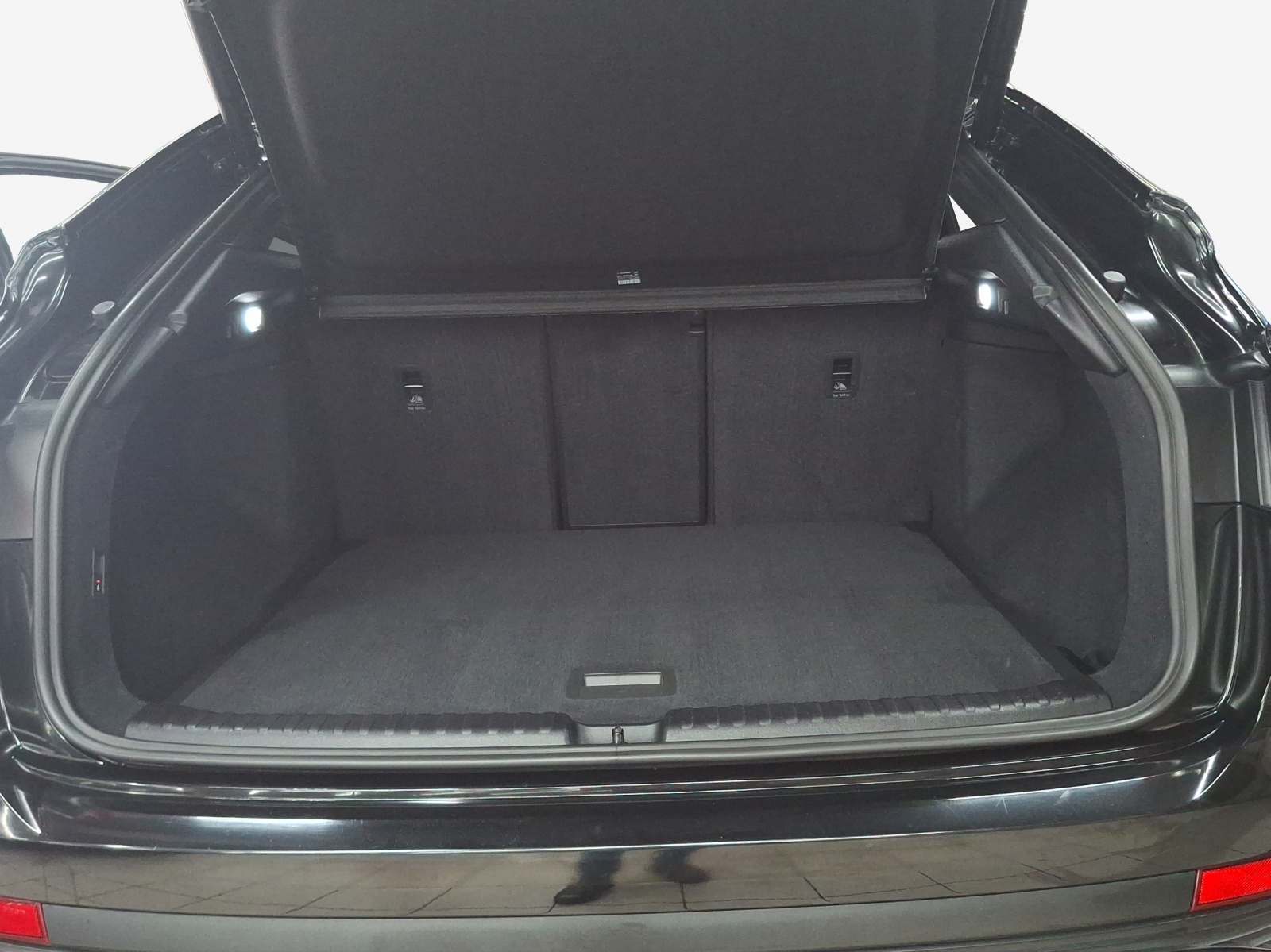 AUDI Q4 Sportback e-tron 50 quattro-image-13