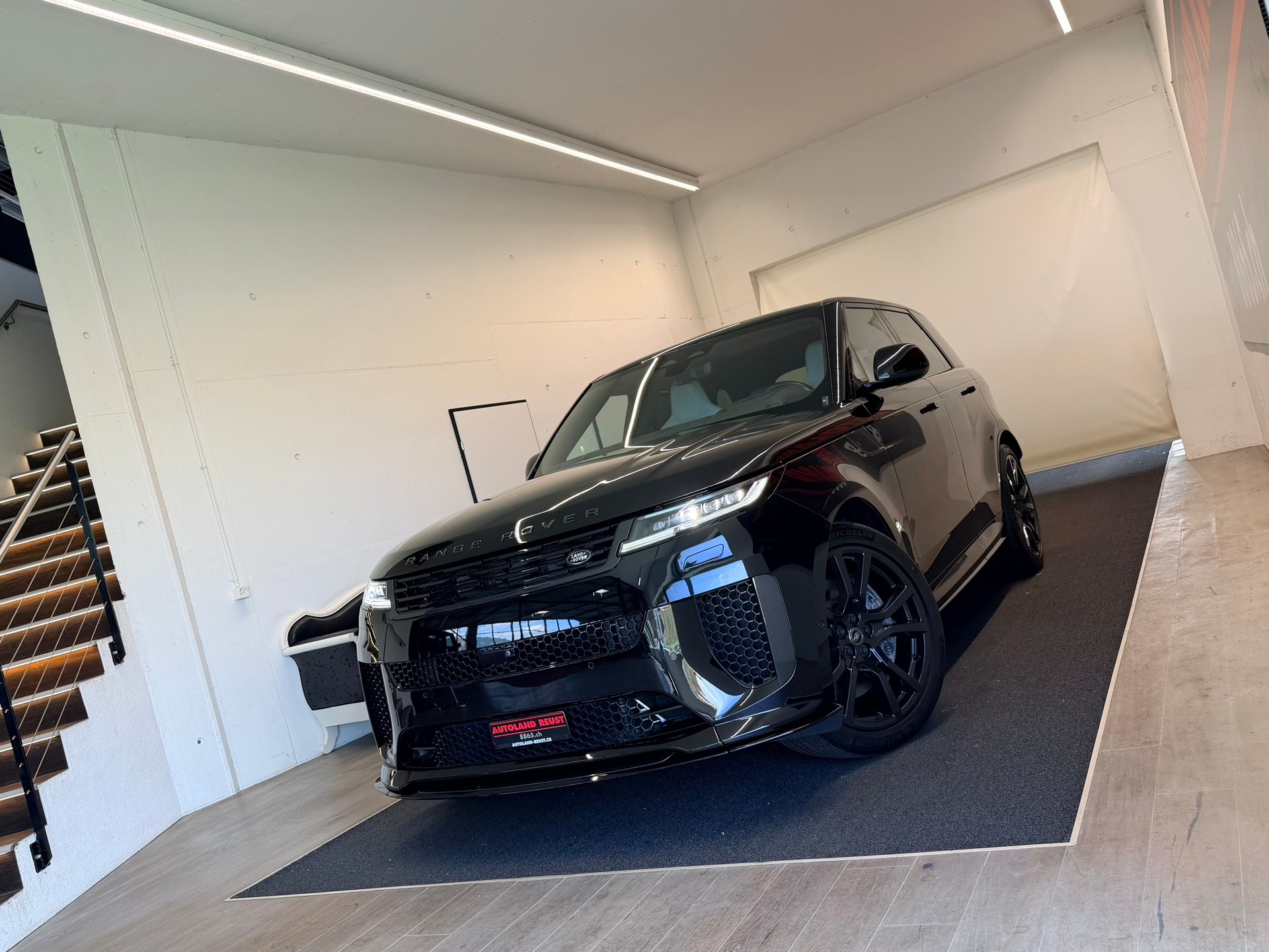 LAND ROVER Range Rover Sport P635 4.4 V8 SV Edition One-image-4
