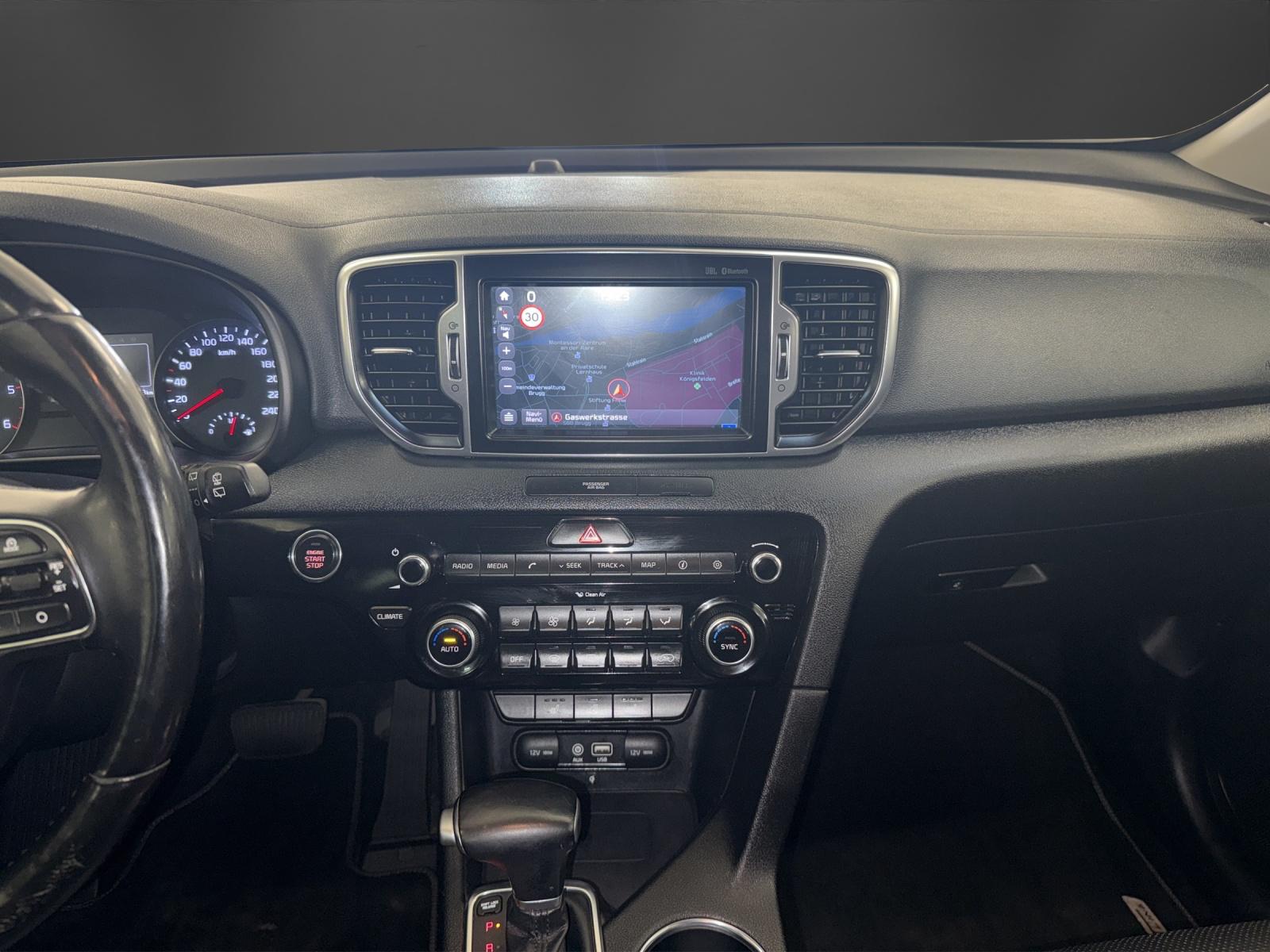 KIA Sportage 1.7CRDi Trend 2WD Automat-image-10
