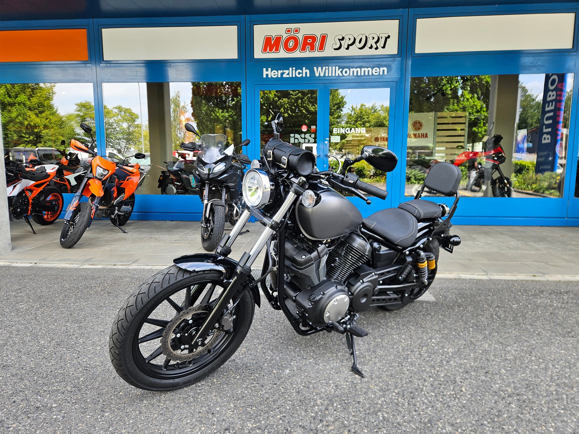 YAMAHA XV 950 R ABS-image-2