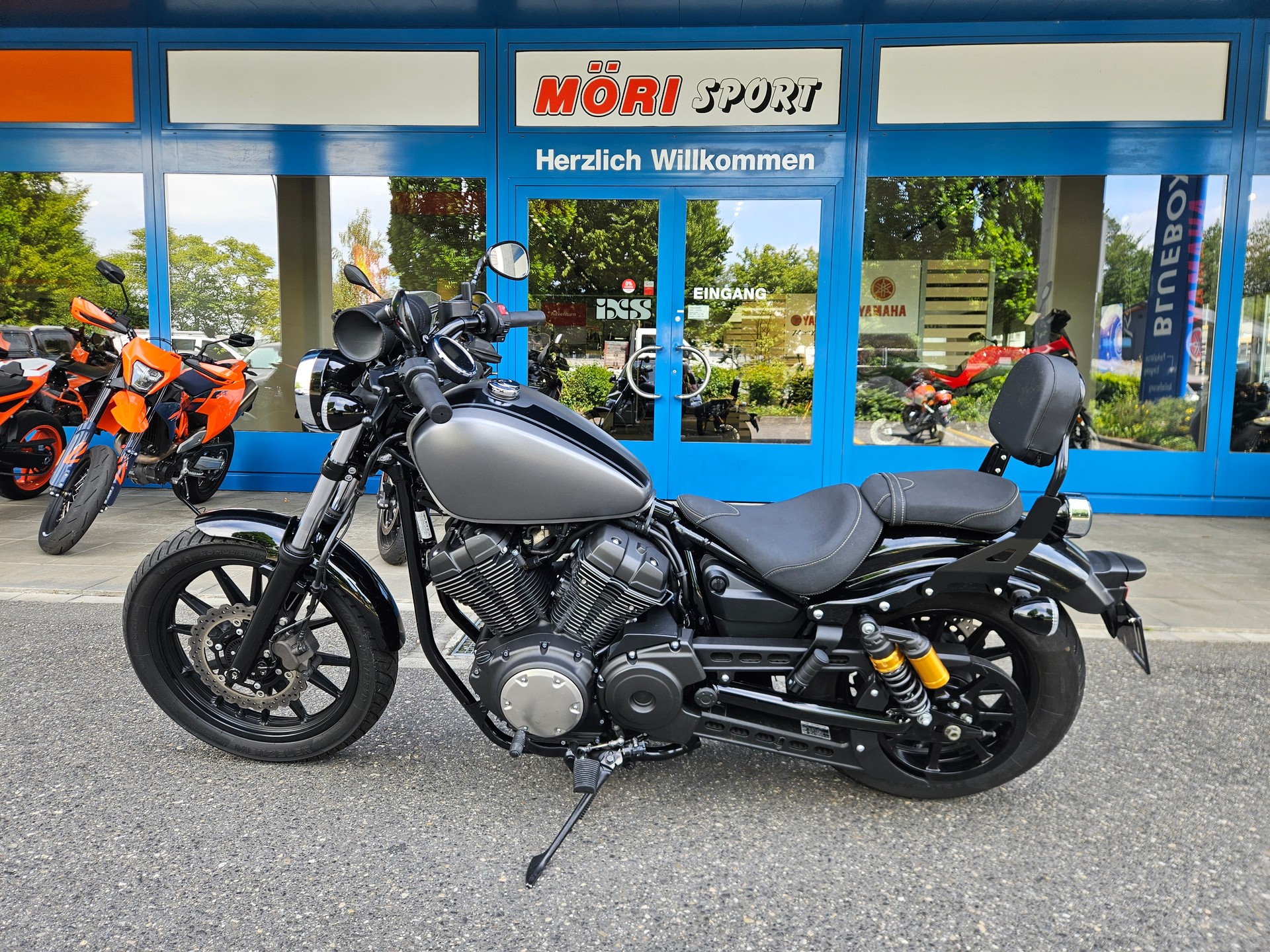 YAMAHA XV 950 R ABS-image-3