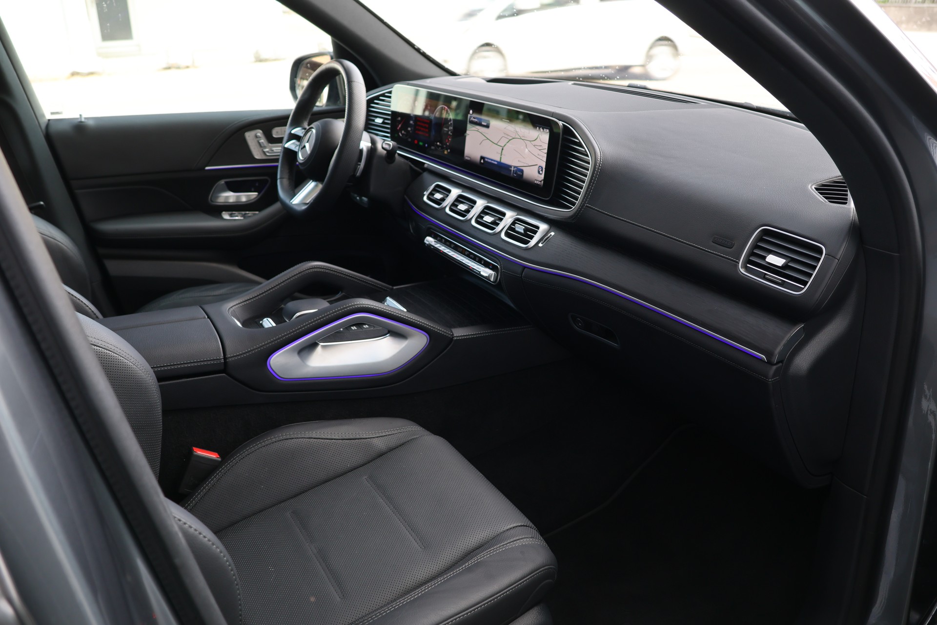 MERCEDES-BENZ GLE 400 e 4Matic 9G-Tronic AMG-Line (CH) + 3.5T AHK-image-14