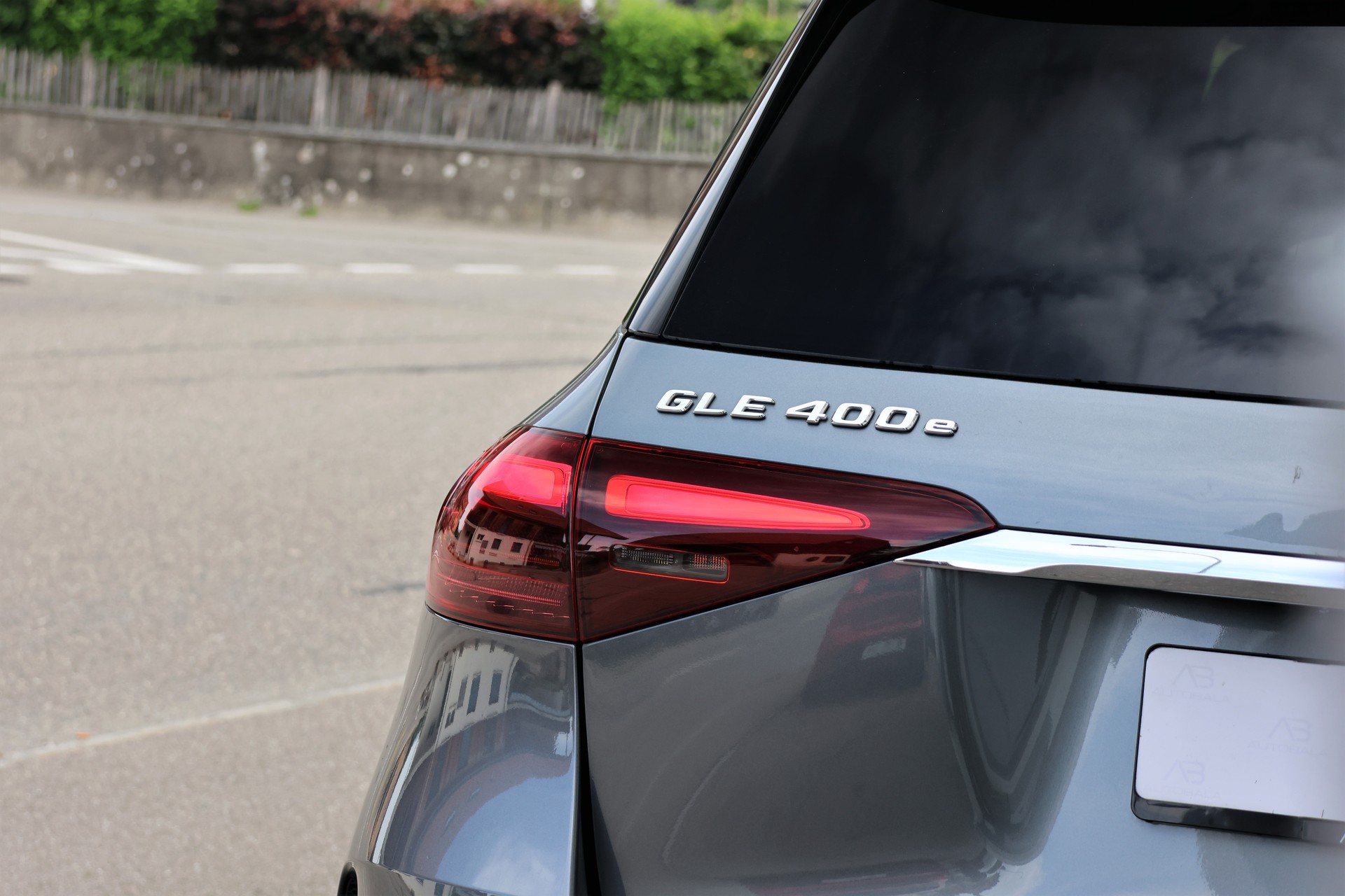 MERCEDES-BENZ GLE 400 e 4Matic 9G-Tronic AMG-Line (CH) + 3.5T AHK-image-5