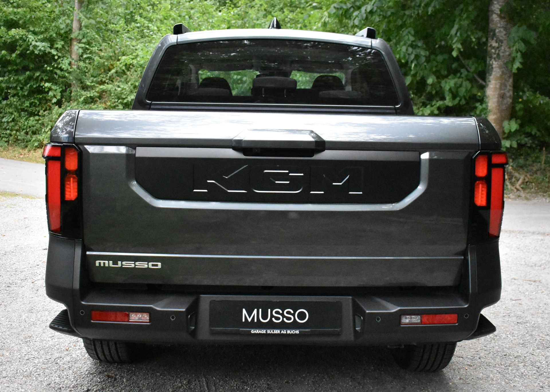 KGM-SsangYong Musso 2.2 Titanium 4WD A-showroom-element-3
