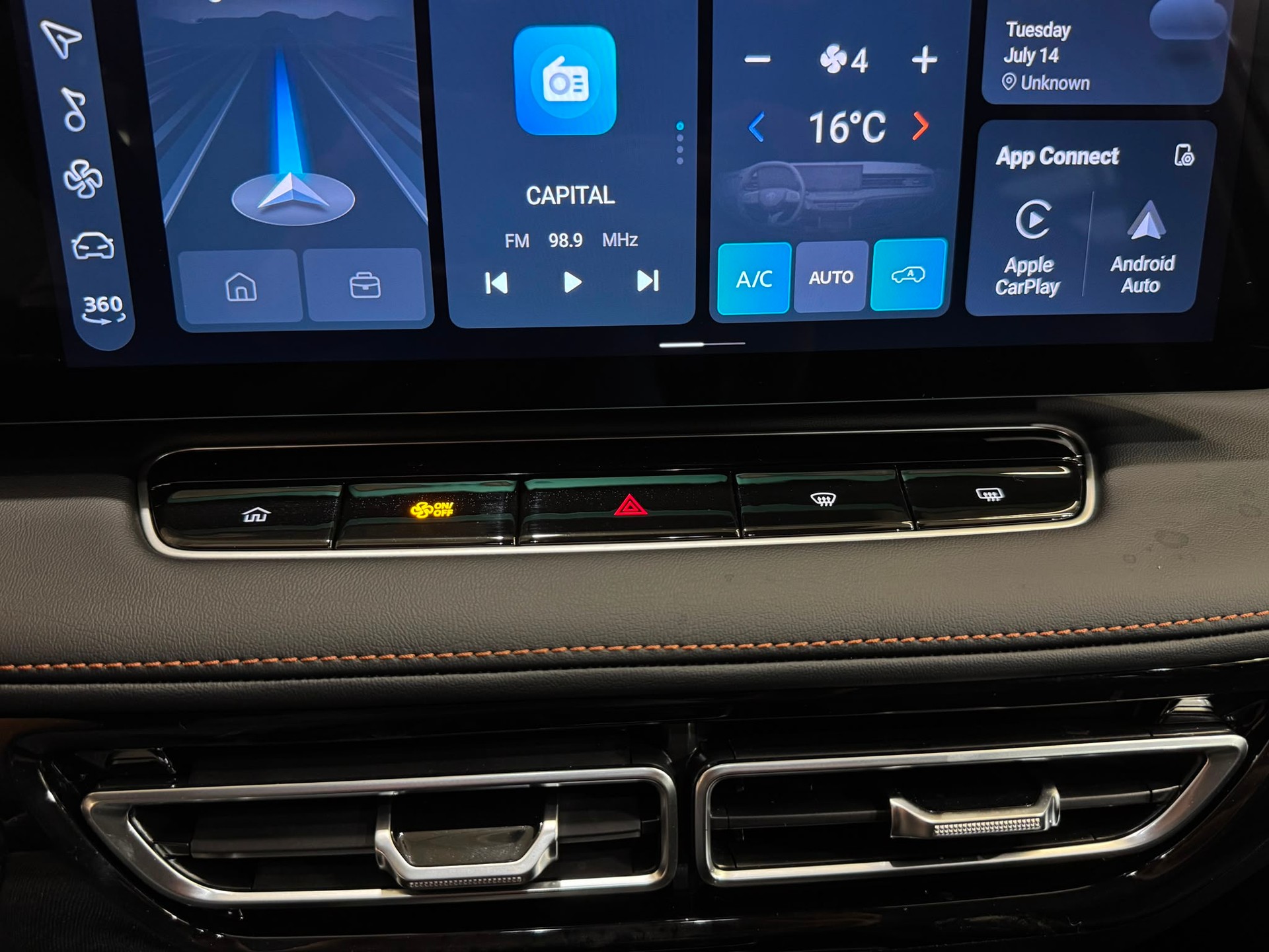 MG HS 1.5 T PHEV Luxury-image-16