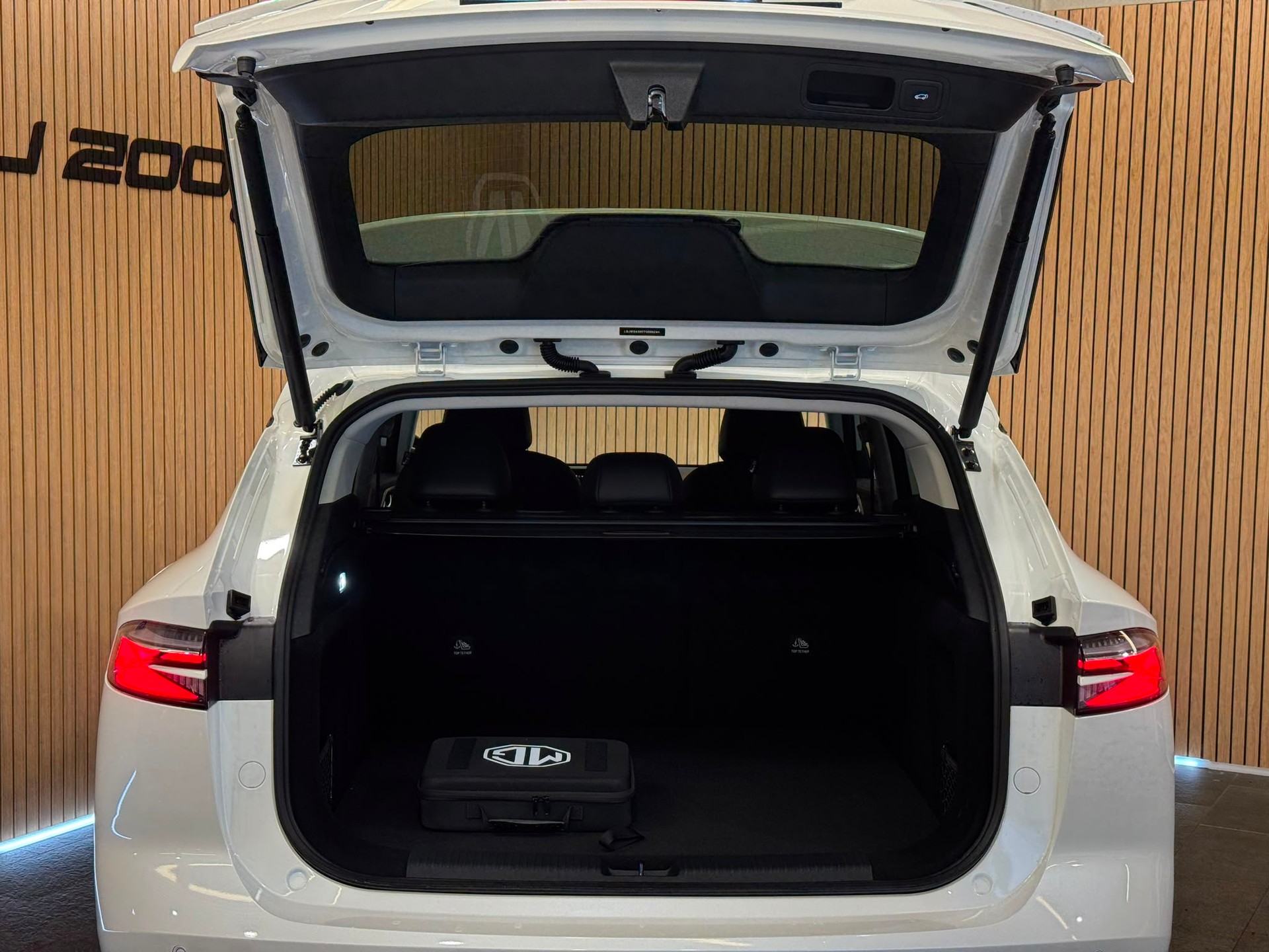 MG HS 1.5 T PHEV Luxury-image-7