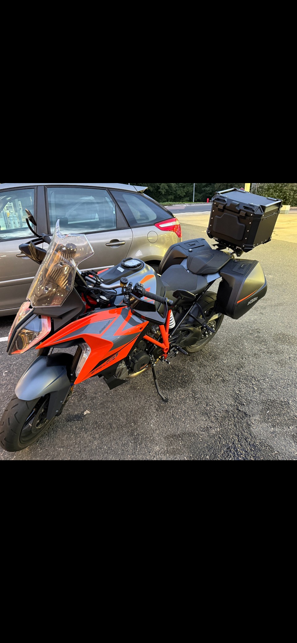KTM 1290 Super Duke GT-image-0