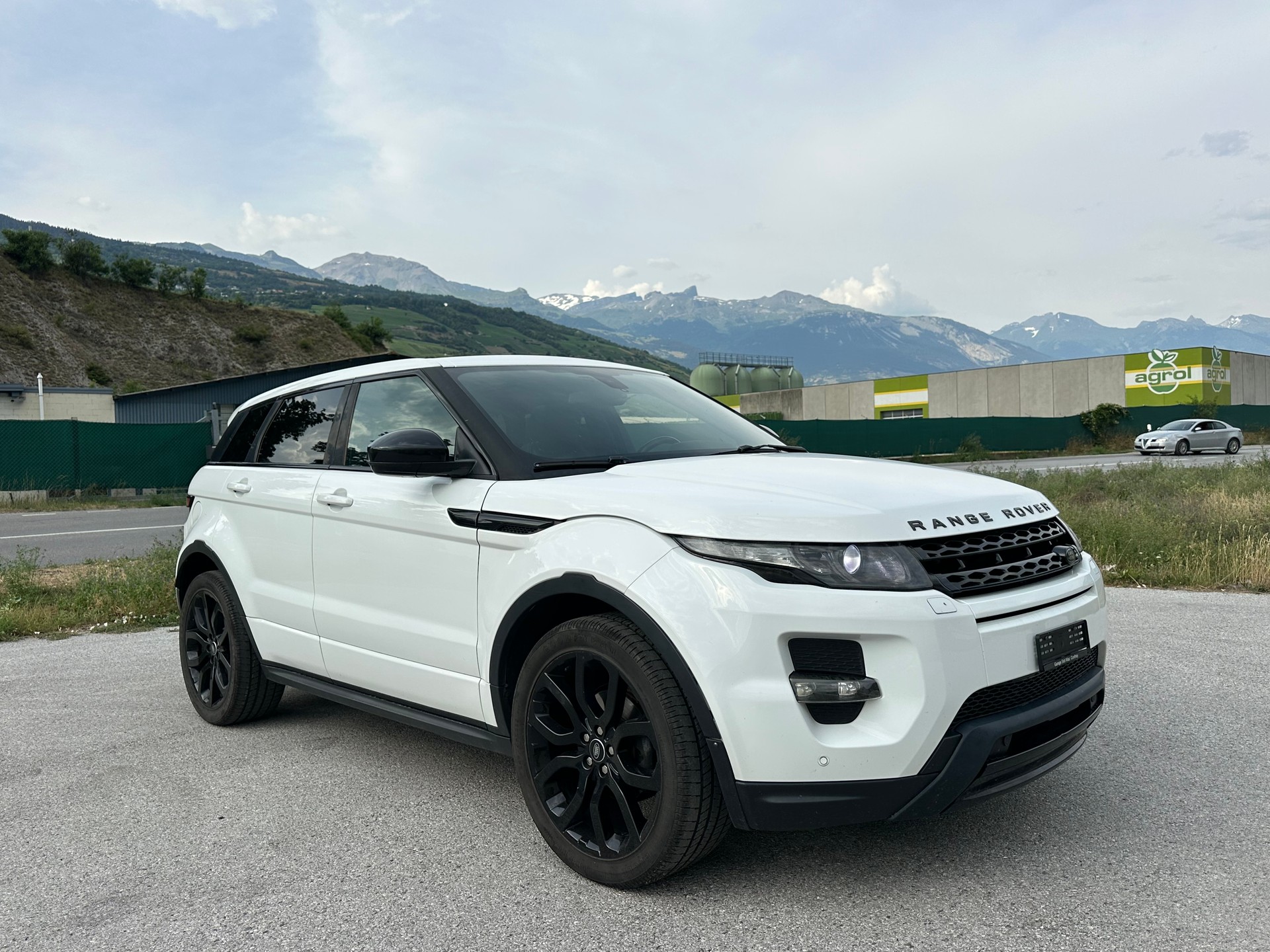 LAND ROVER Range Rover Evoque 2.0 Si4 Pure AT9