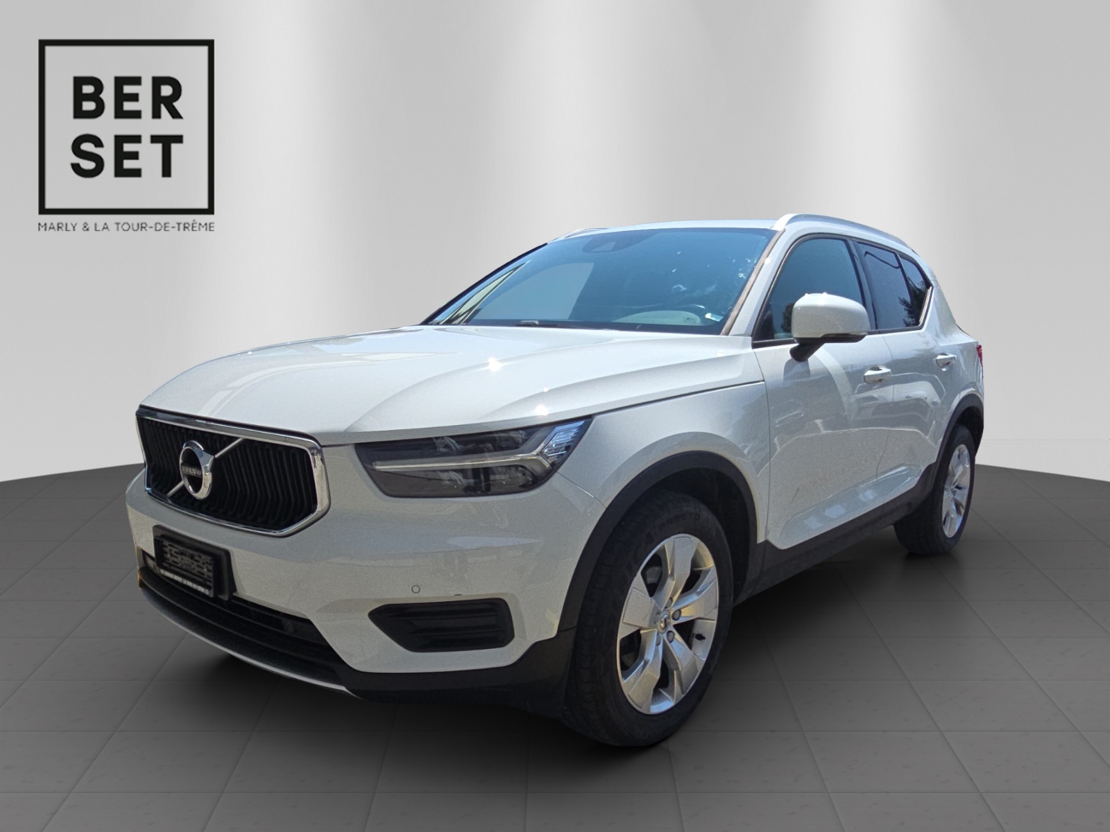 VOLVO XC40 1.5 T3 Momentum