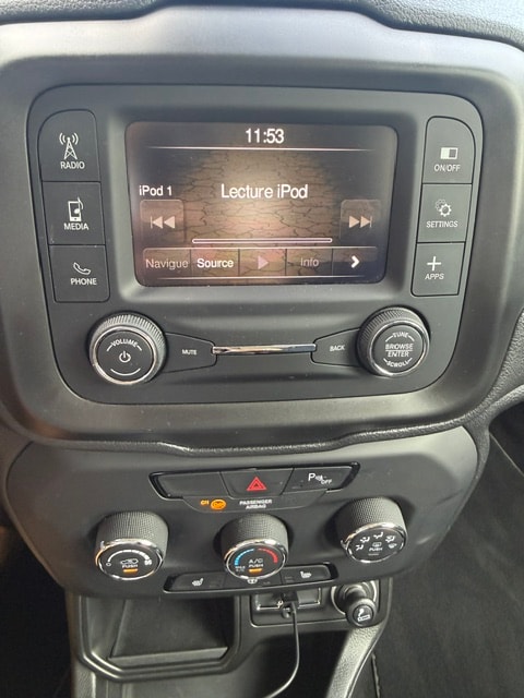 JEEP Renegade 1.4 Turbo Longitude-image-17
