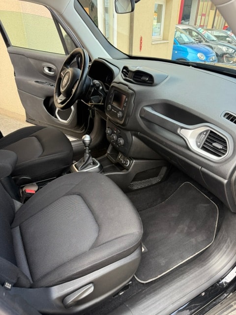 JEEP Renegade 1.4 Turbo Longitude-image-12