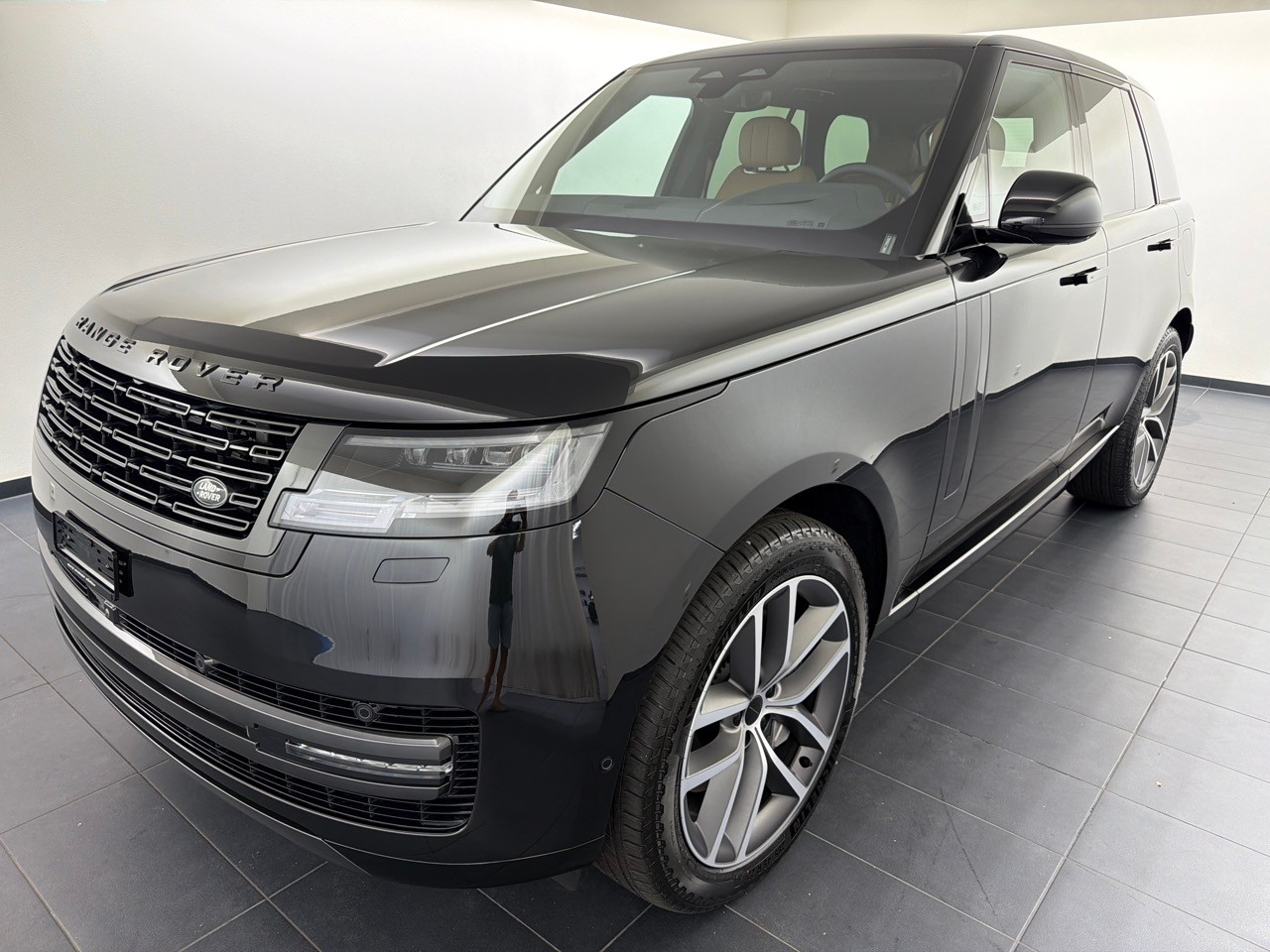LAND ROVER RR P550ePHEV HSE