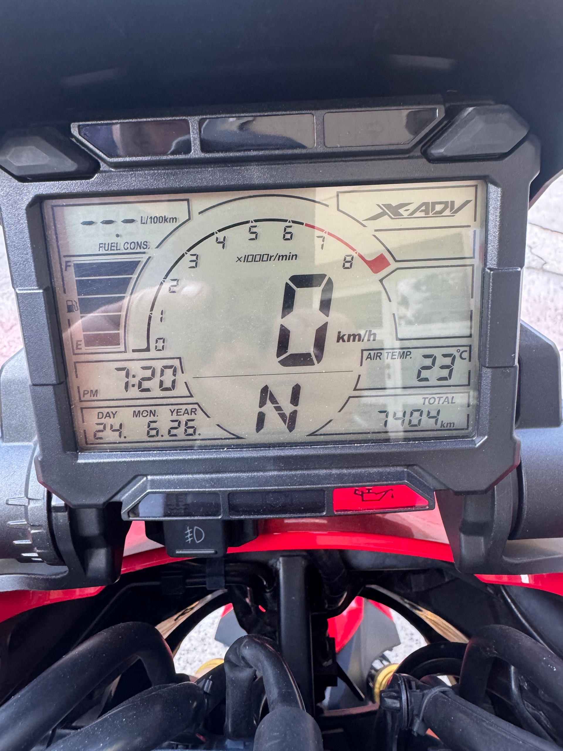 HONDA X-ADV 750 ABS-image-7