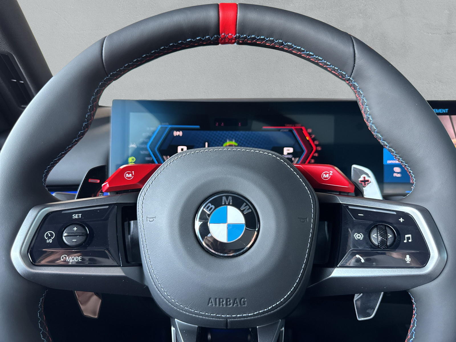 BMW M5 xDrive-image-22