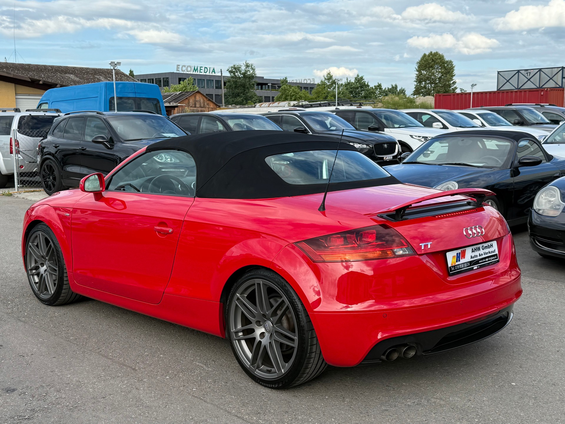 AUDI TT Roadster 2.0 TFSI S-Tronic S-line / Frisch ab MFK / Servicegepflegt bei AMAG / Carbon Paket / BOSE / Navi-image-7