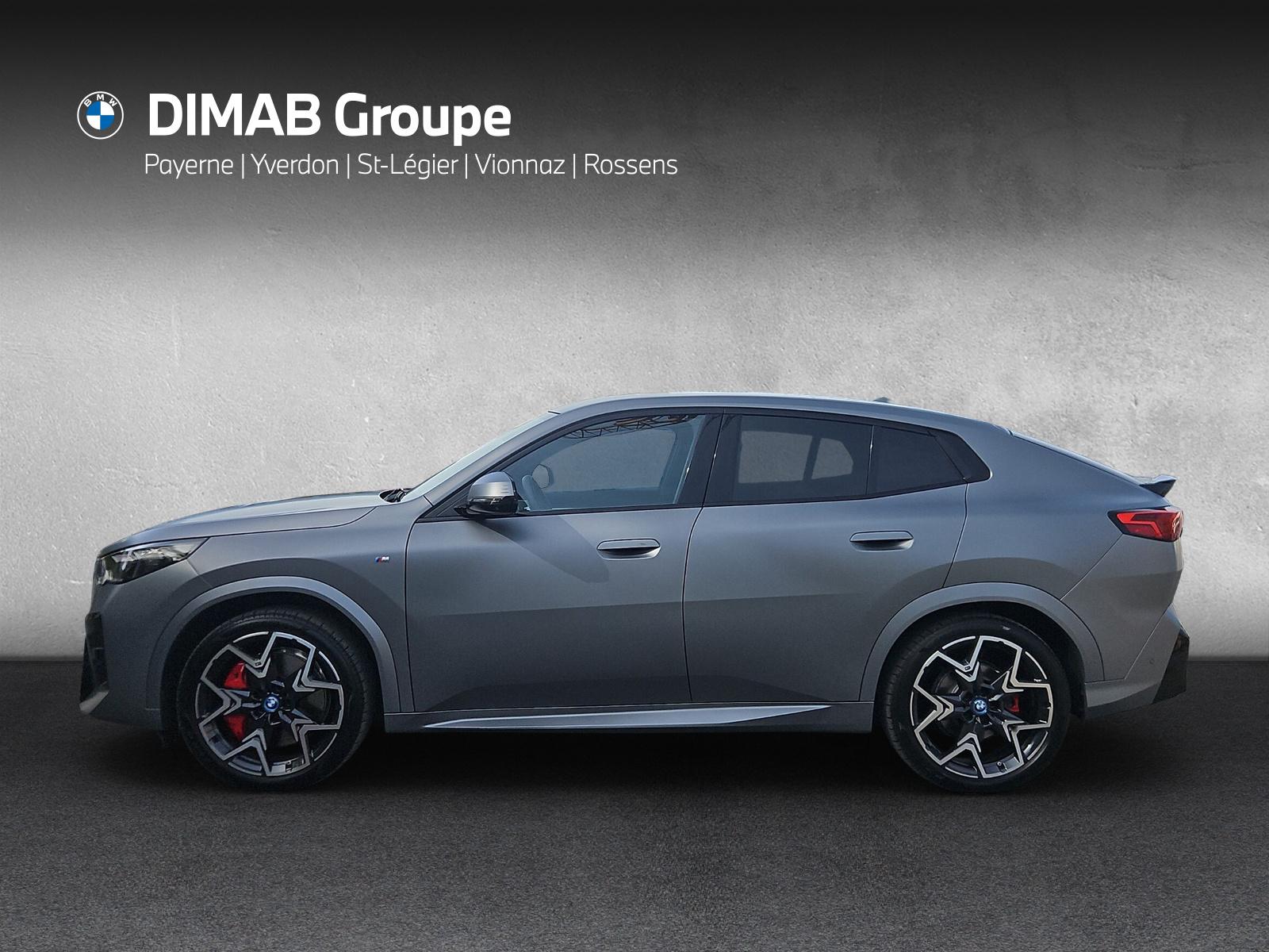 BMW iX2 30 Sport M Pro xDrive U10 (CH)-showroom-element-1