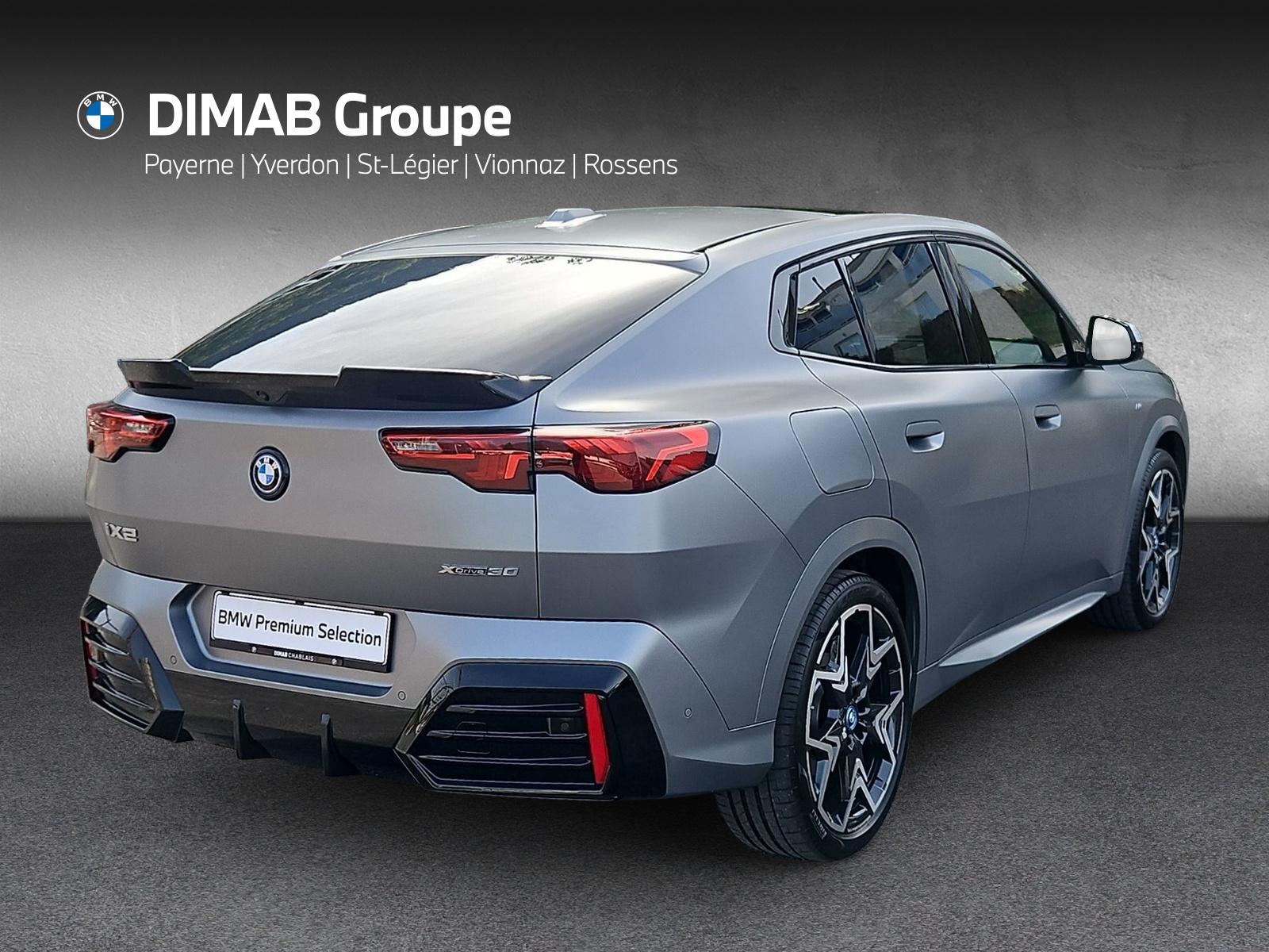 BMW iX2 30 Sport M Pro xDrive U10 (CH)-image-4
