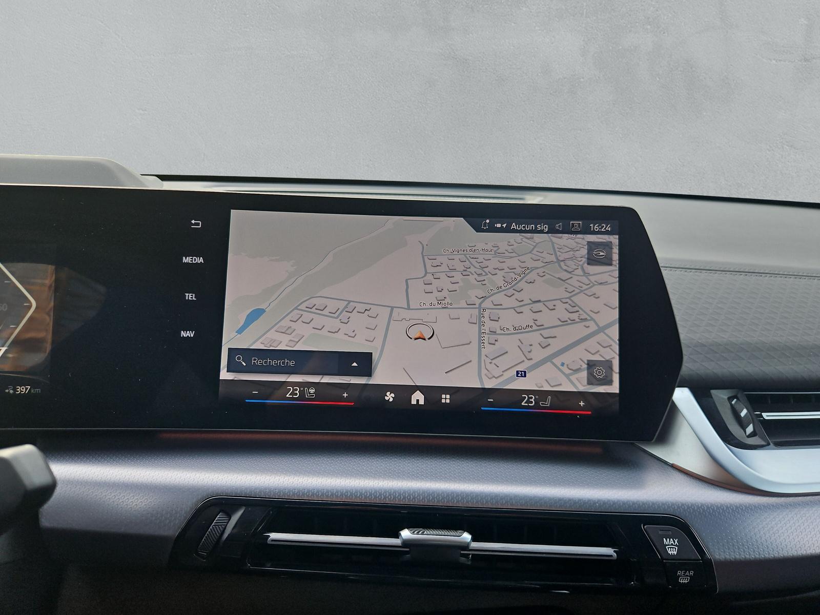 BMW iX2 30 Sport M Pro xDrive U10 (CH)-image-19