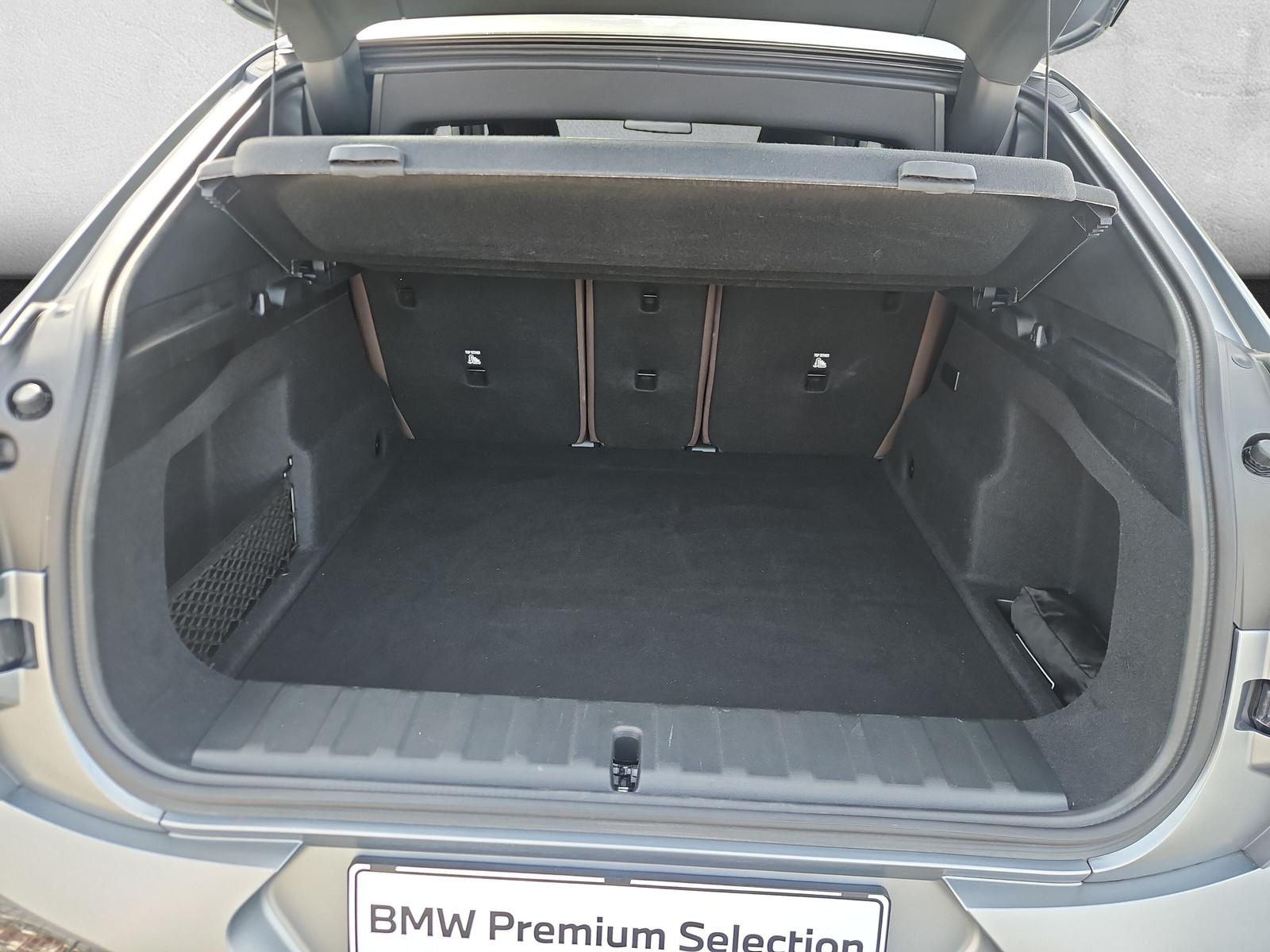 BMW iX2 30 Sport M Pro xDrive U10 (CH)-image-10
