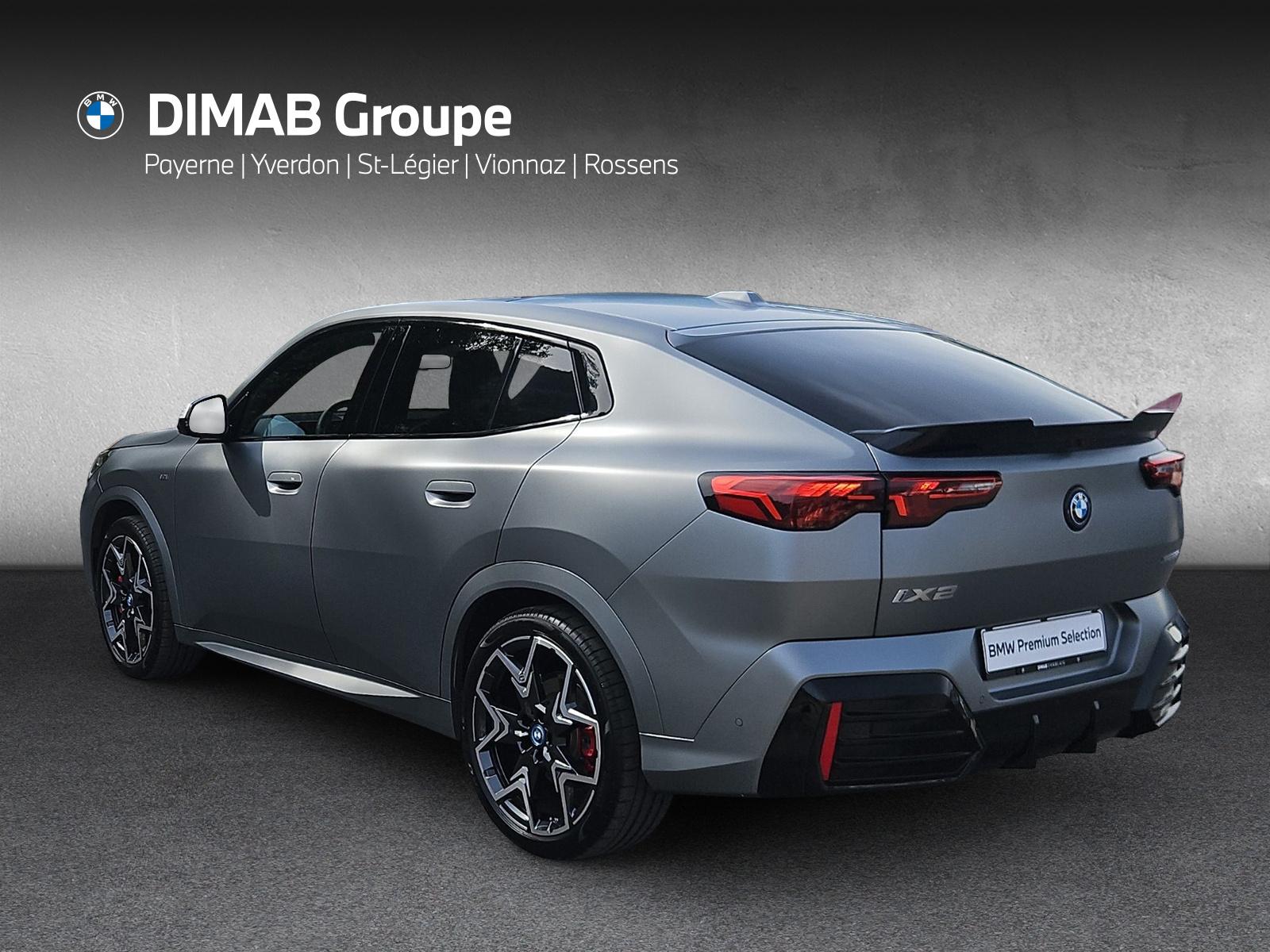 BMW iX2 30 Sport M Pro xDrive U10 (CH)-showroom-element-2