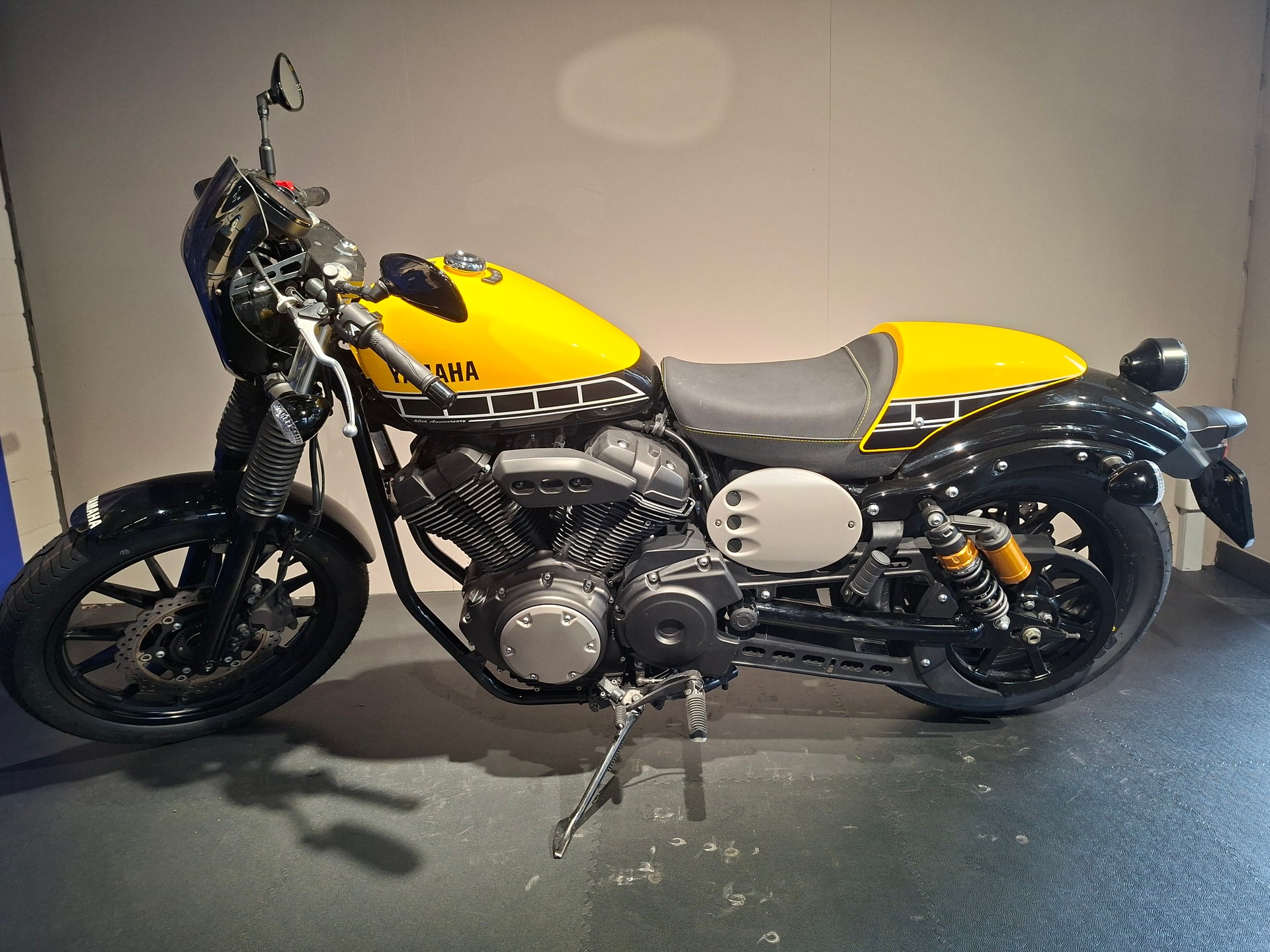 YAMAHA XV 950-image-1