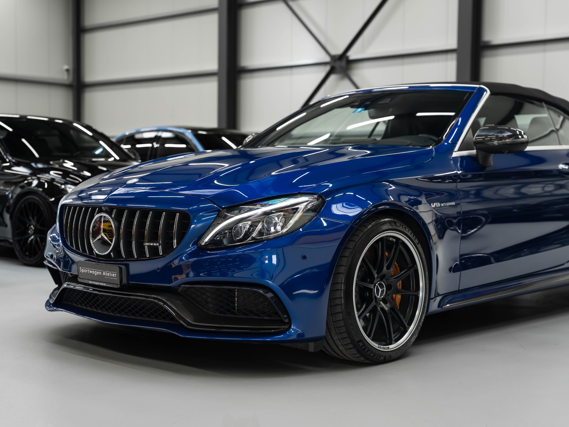 MERCEDES-BENZ C 63 S Cabriolet AMG Speedshift-image-12