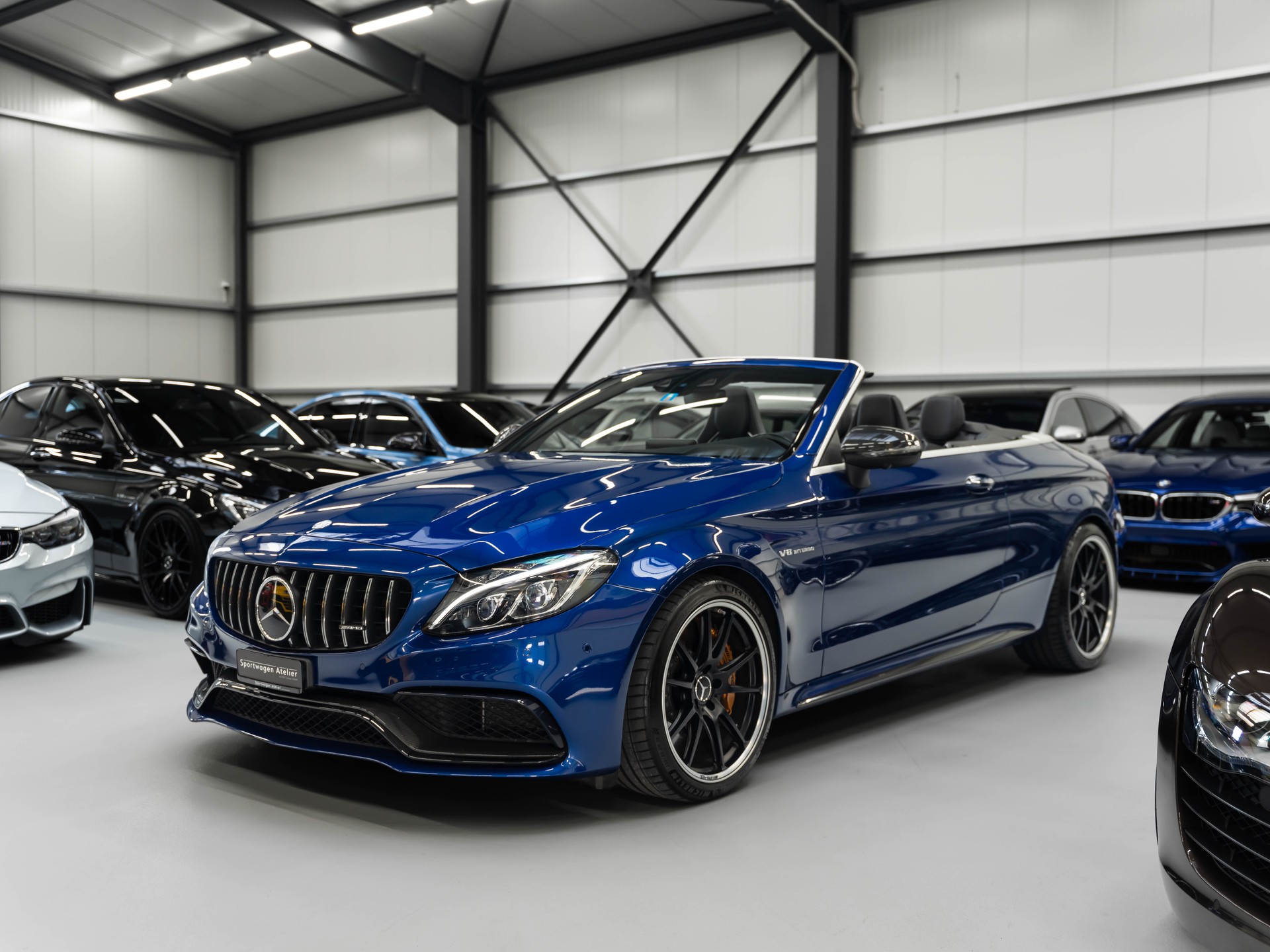 MERCEDES-BENZ C 63 S Cabriolet AMG Speedshift-showroom-element-1