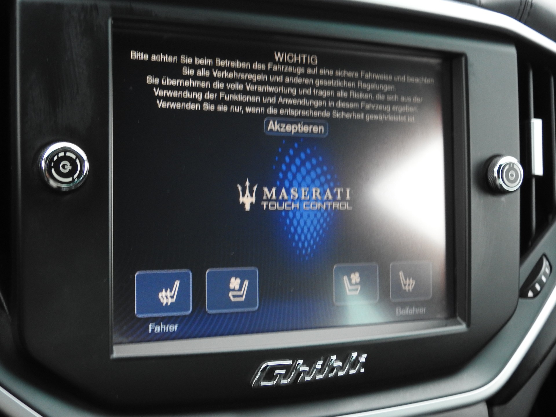 MASERATI Ghibli S Q4 3.0 V6 Automatica-image-21