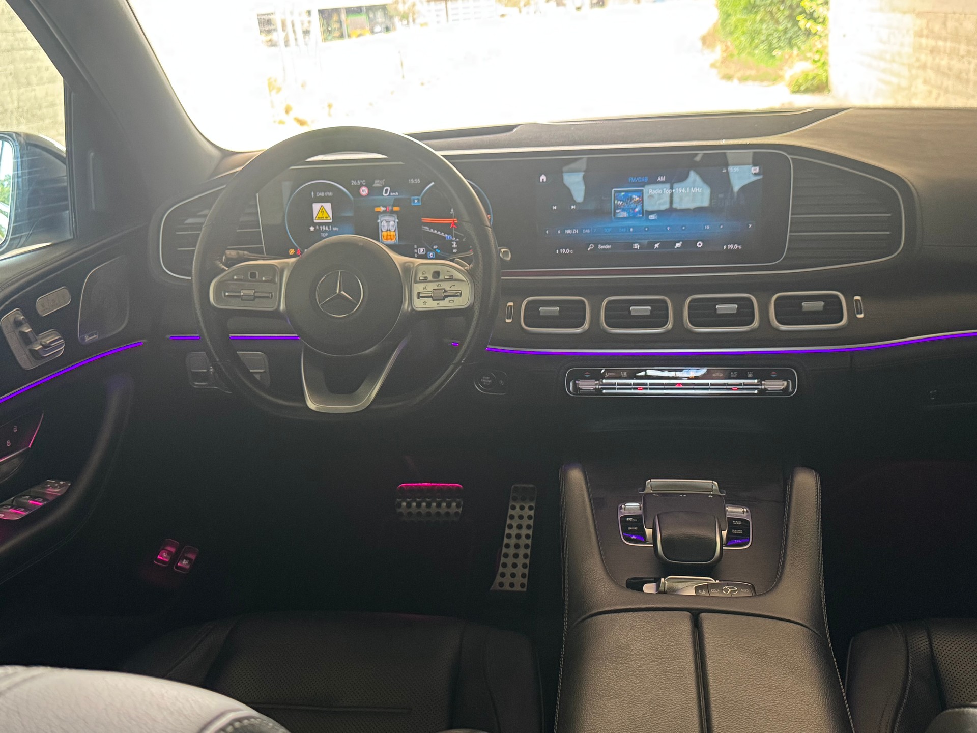 MERCEDES-BENZ GLE 400 d 4Matic AMG Line 9G-Tronic-image-10