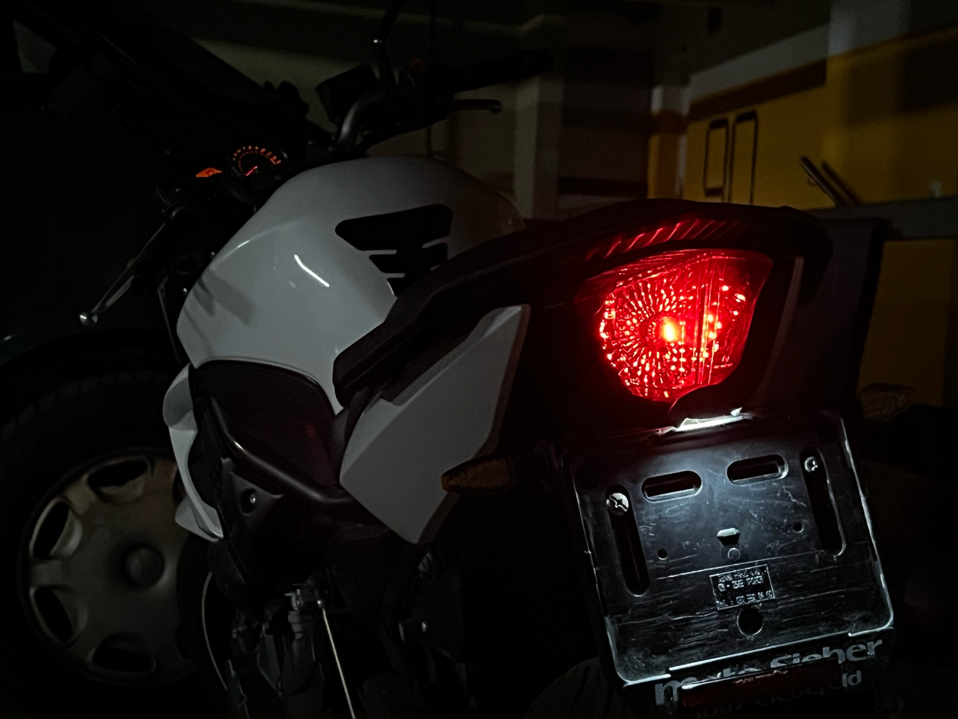 YAMAHA XJ 6-image-13
