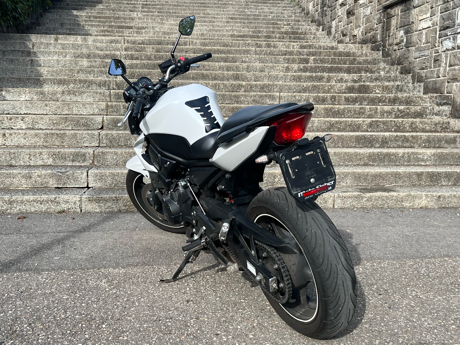 YAMAHA XJ 6-image-2