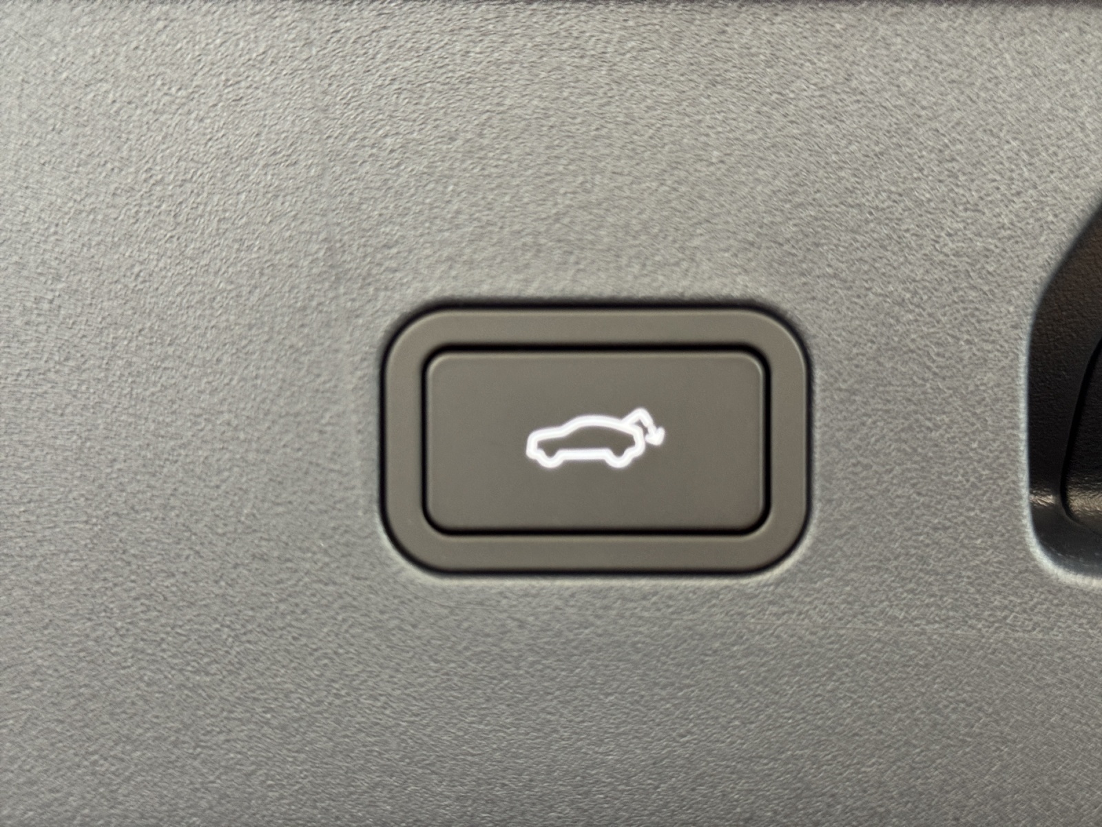 LYNK & CO 02 More-image-15